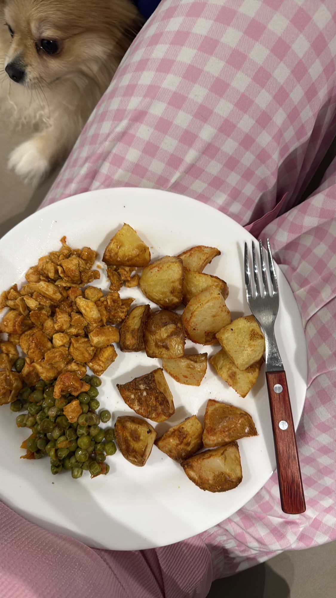 Frango com batatas e ervilhas