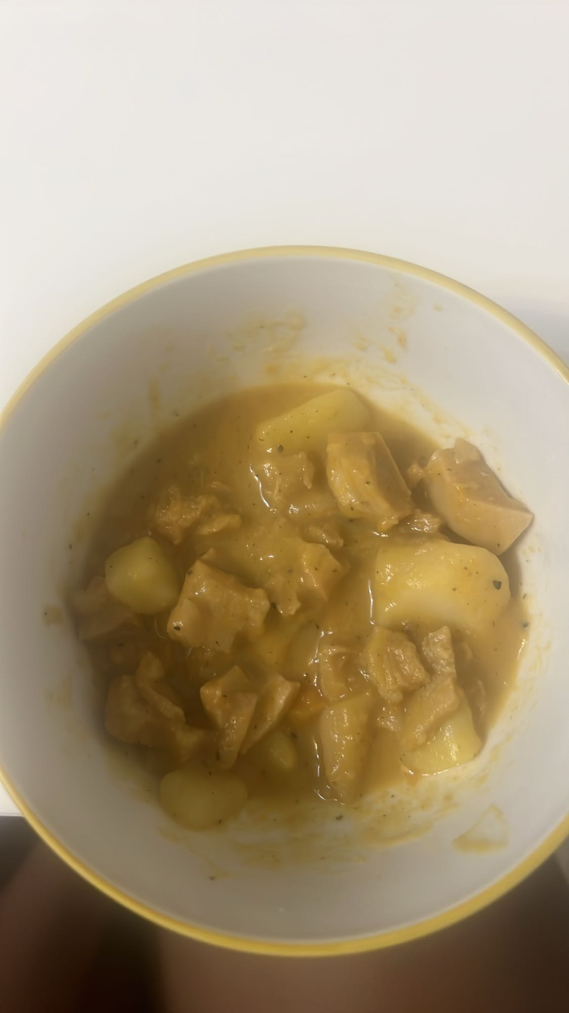 guiso de patatas y pollo