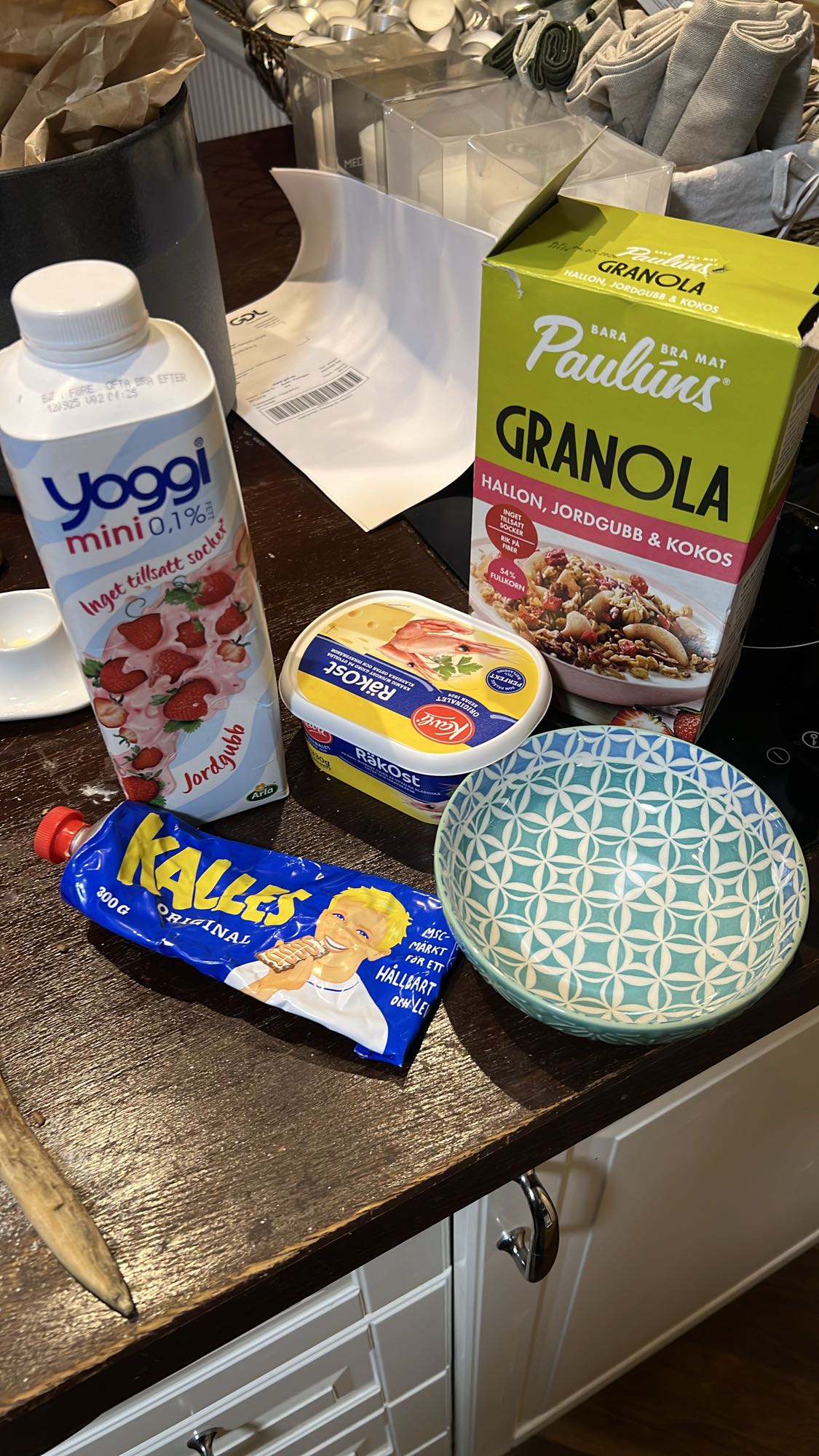 Yoggi med granola