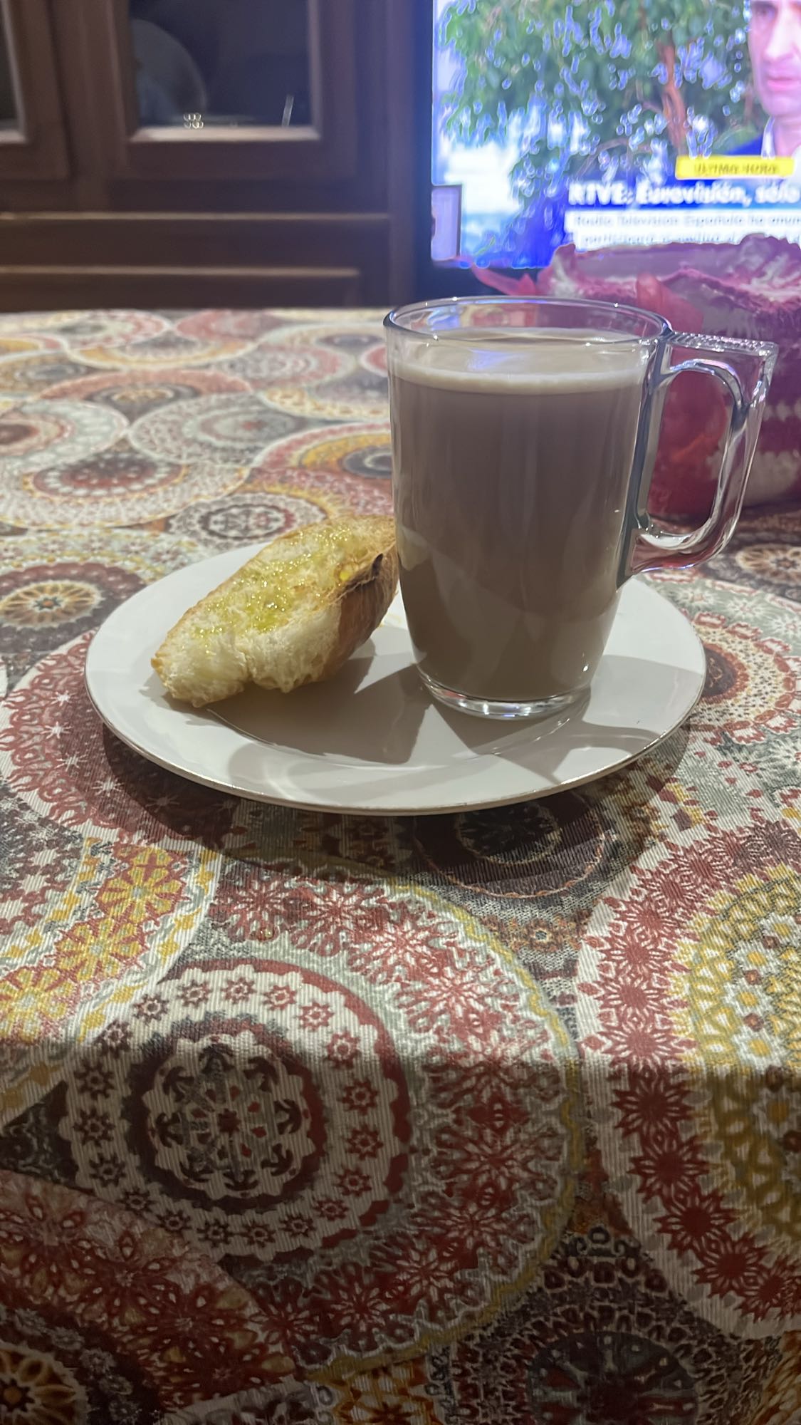 Café con pan y aceite