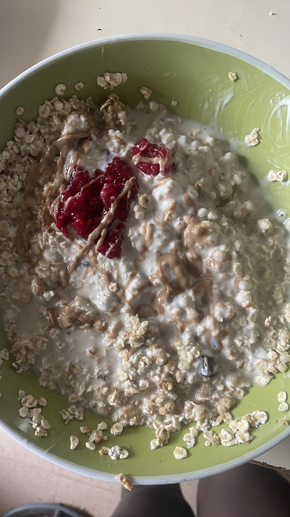 Porridge aux fruits rouges