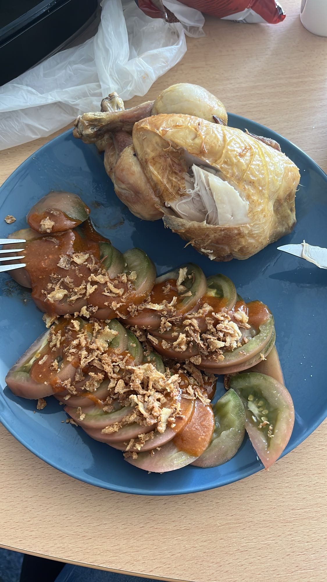 Poulet et salade tomate