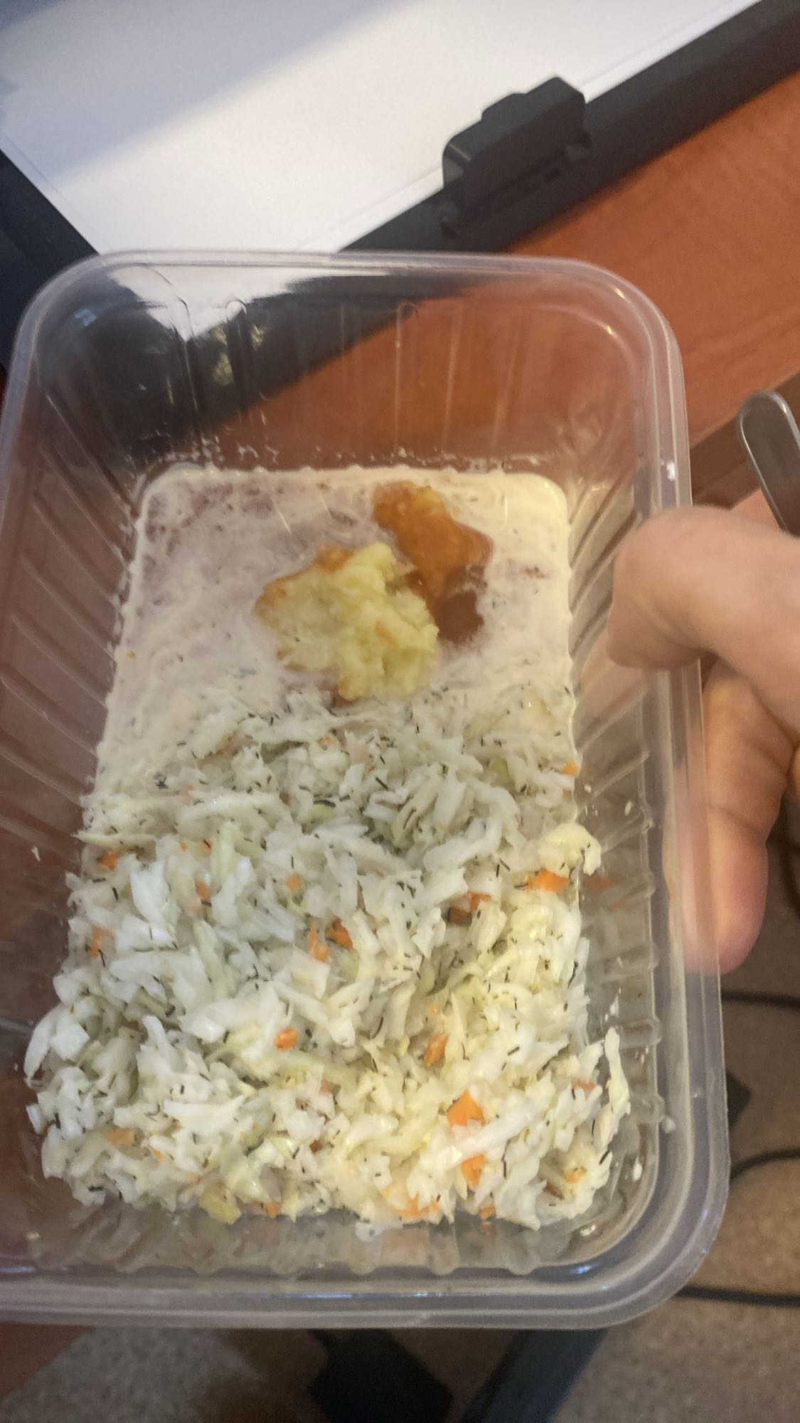 Surówka z sosem i puree