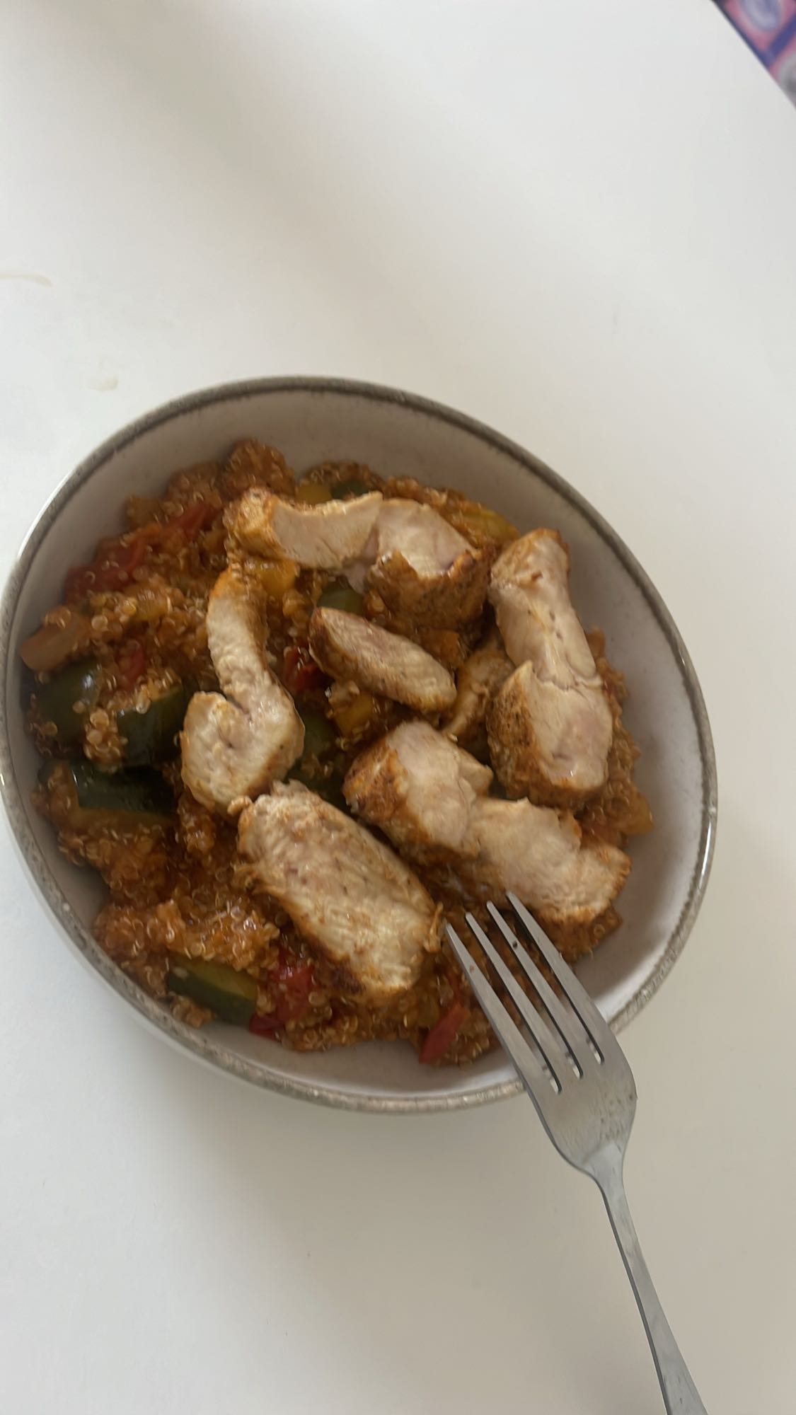 Poulet quinoa légumes
