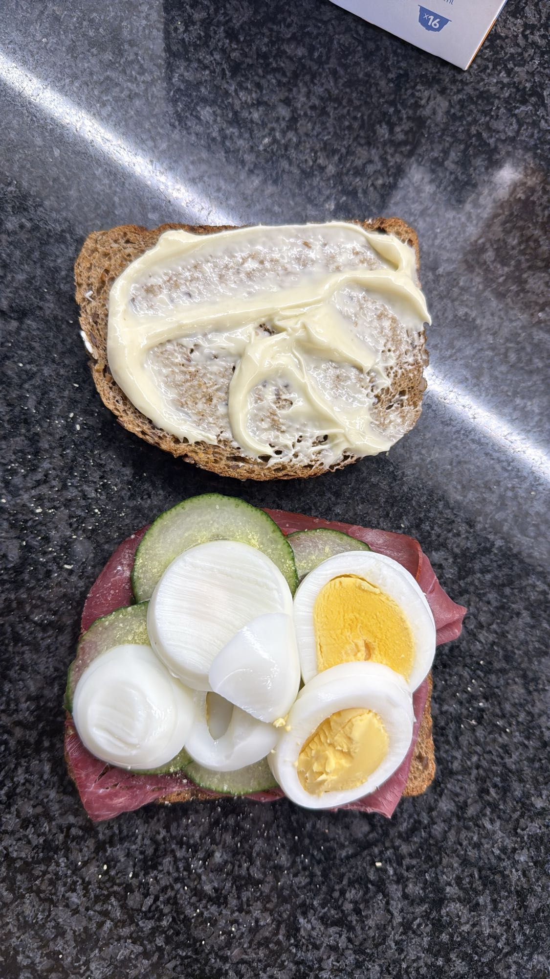 Broodje ei en rosbief