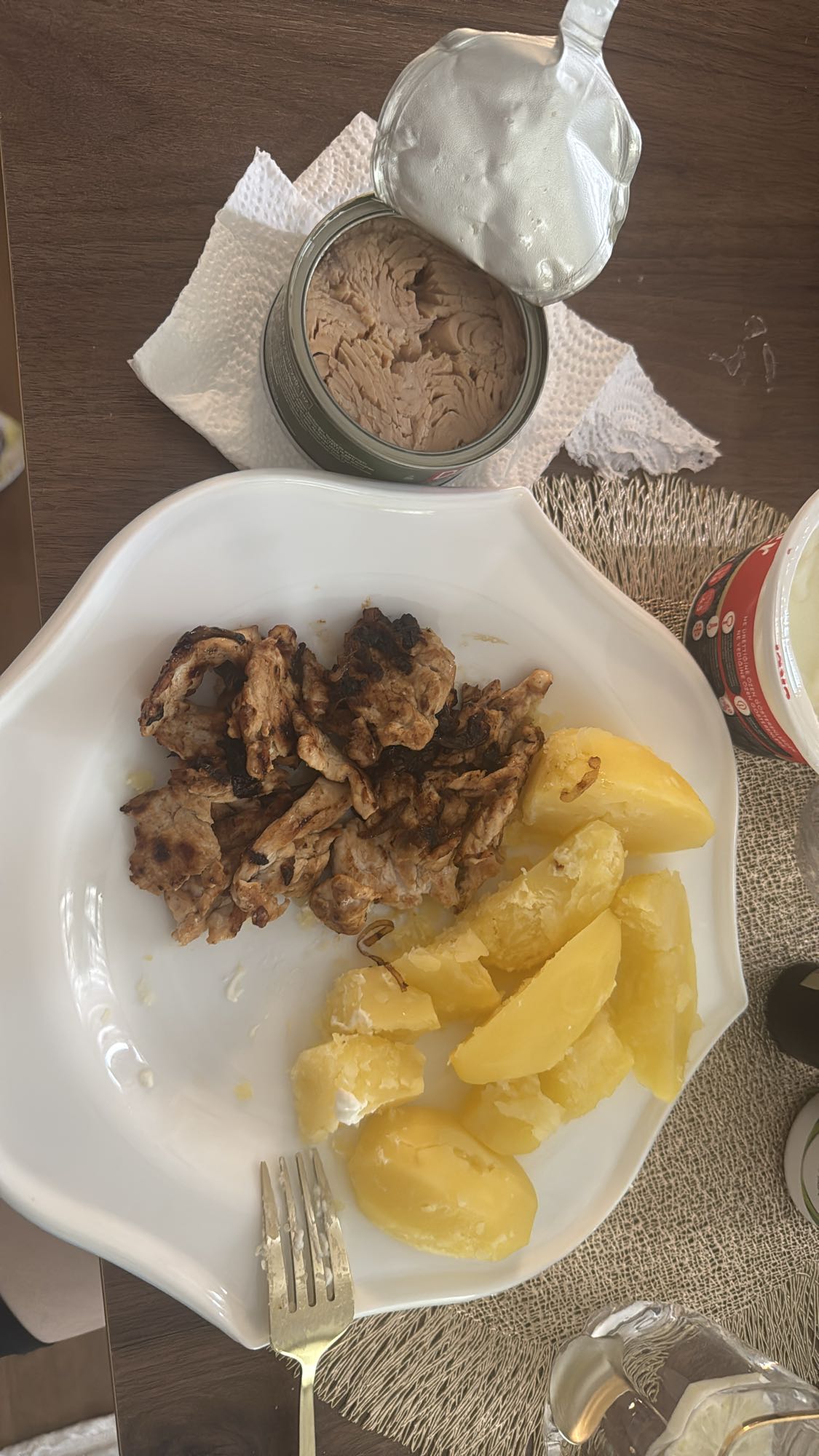 Курица с картофелем и тунцом