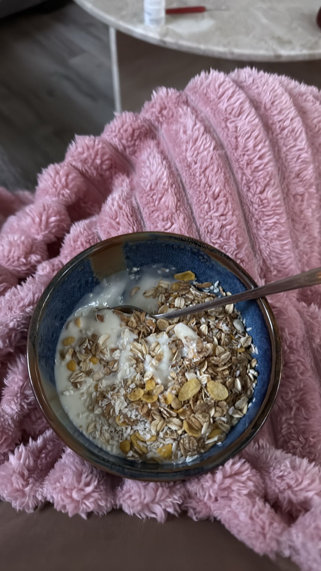 Müsli med yoghurt