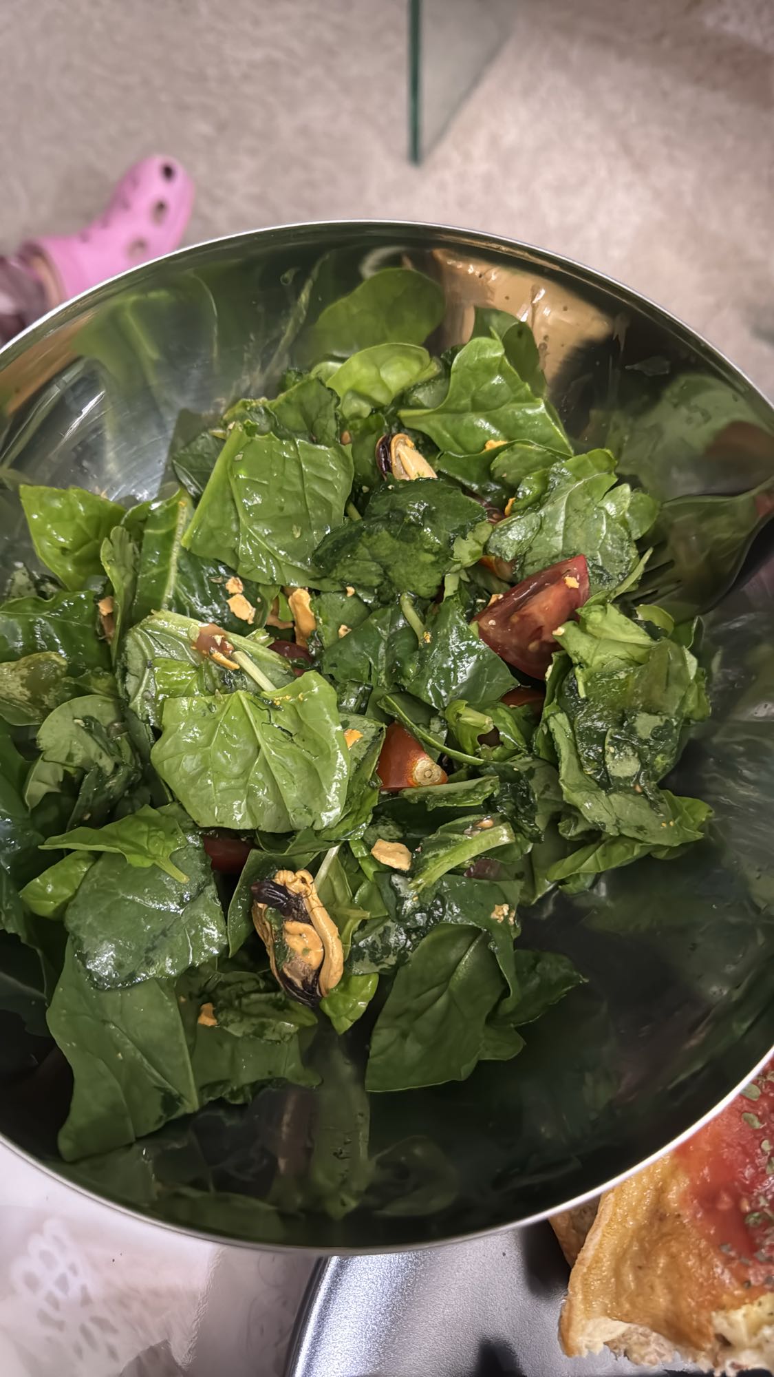 Ensalada de espinaca y mejillones