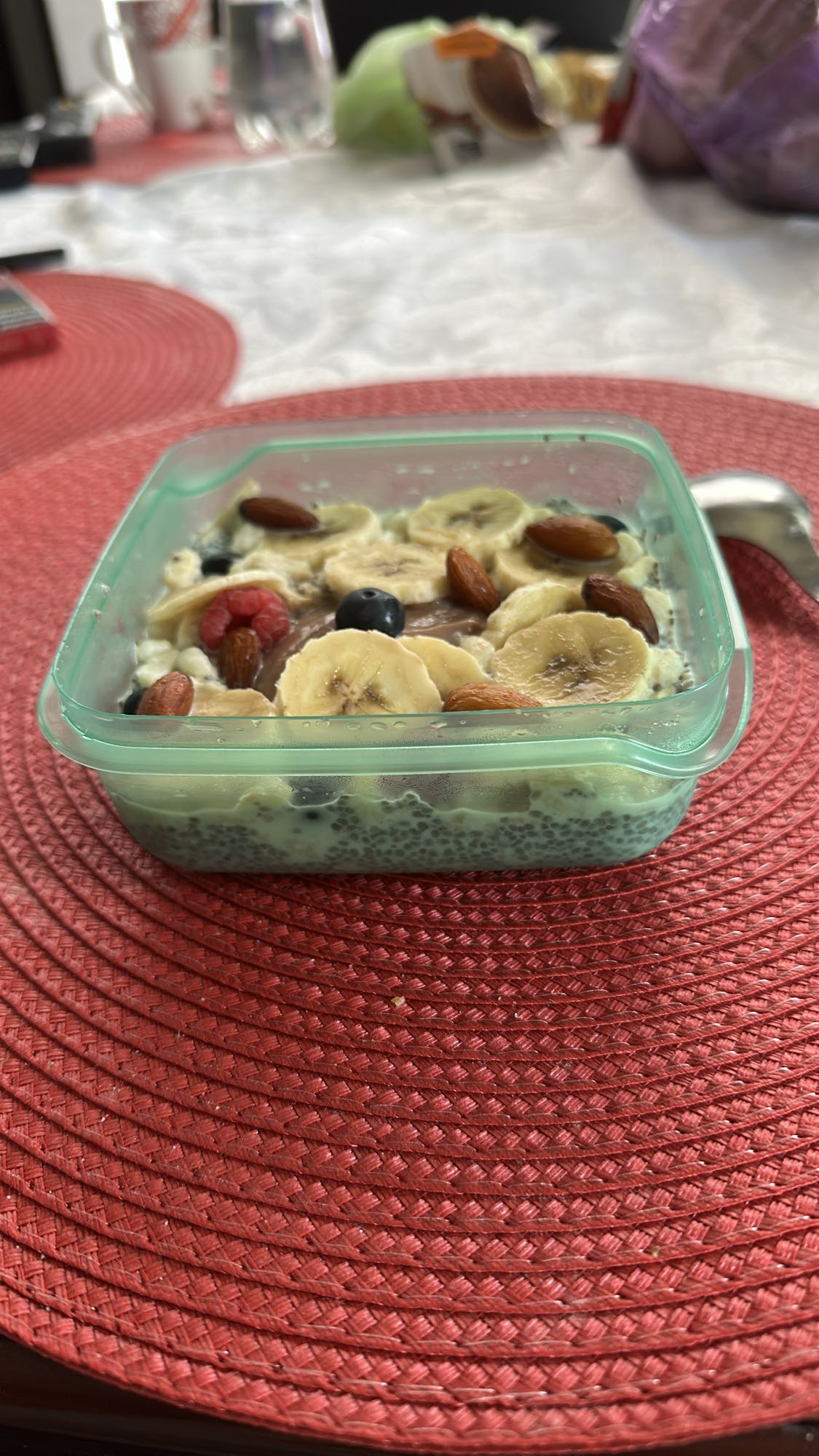 Budincă chia cu fructe