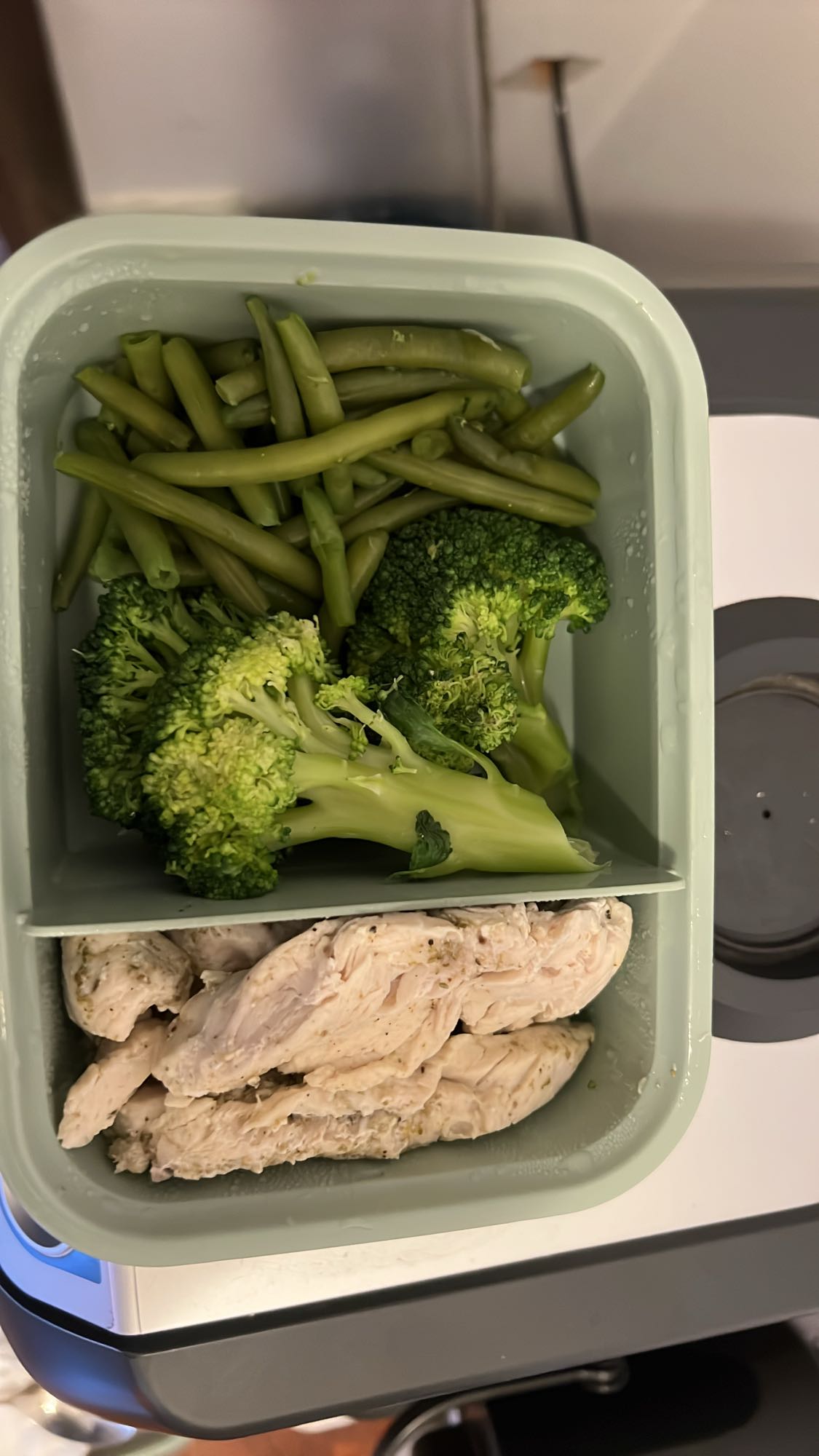 Tavuk ve Sebze Kutusu