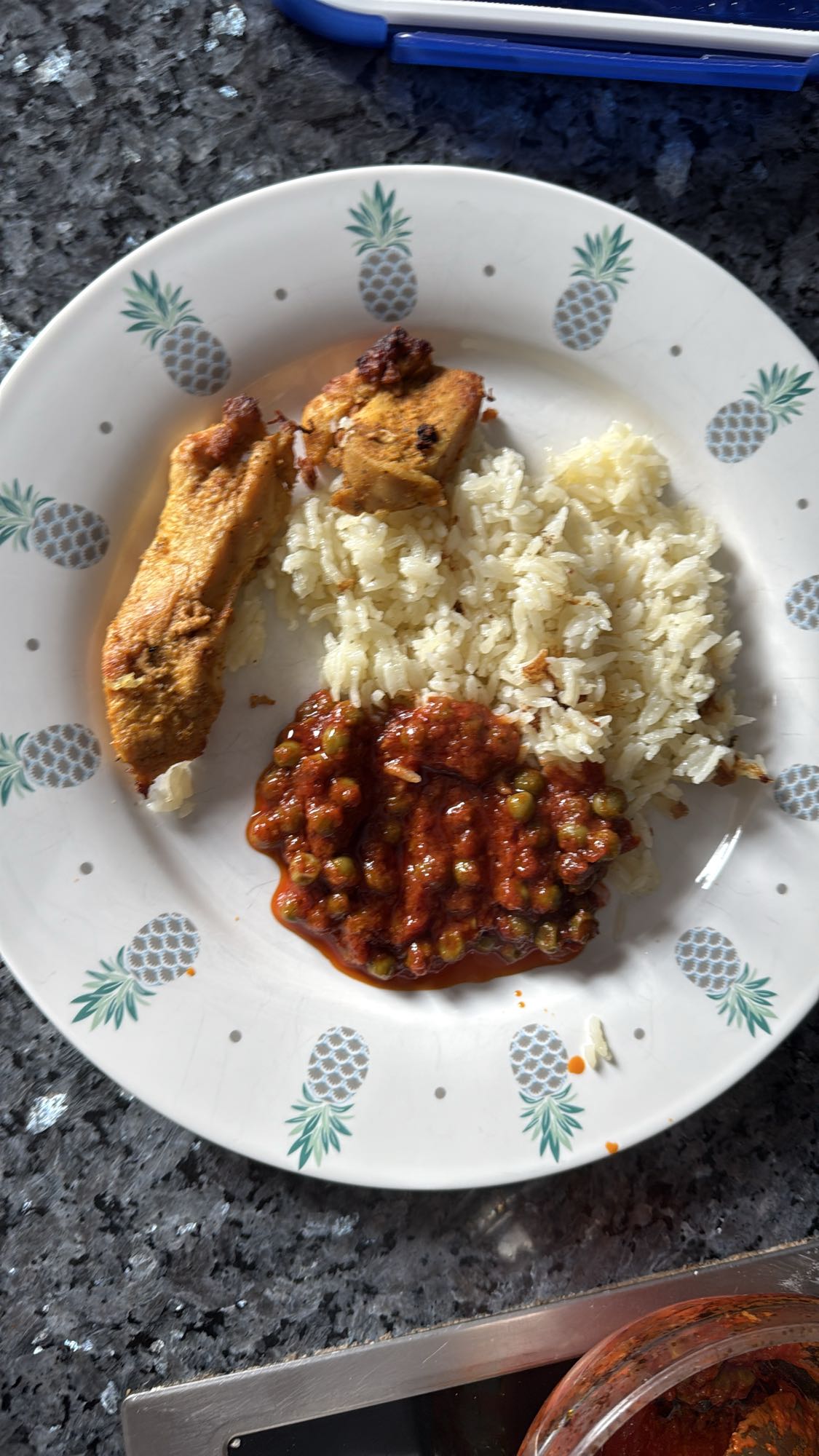 Chicken rice with peas curry