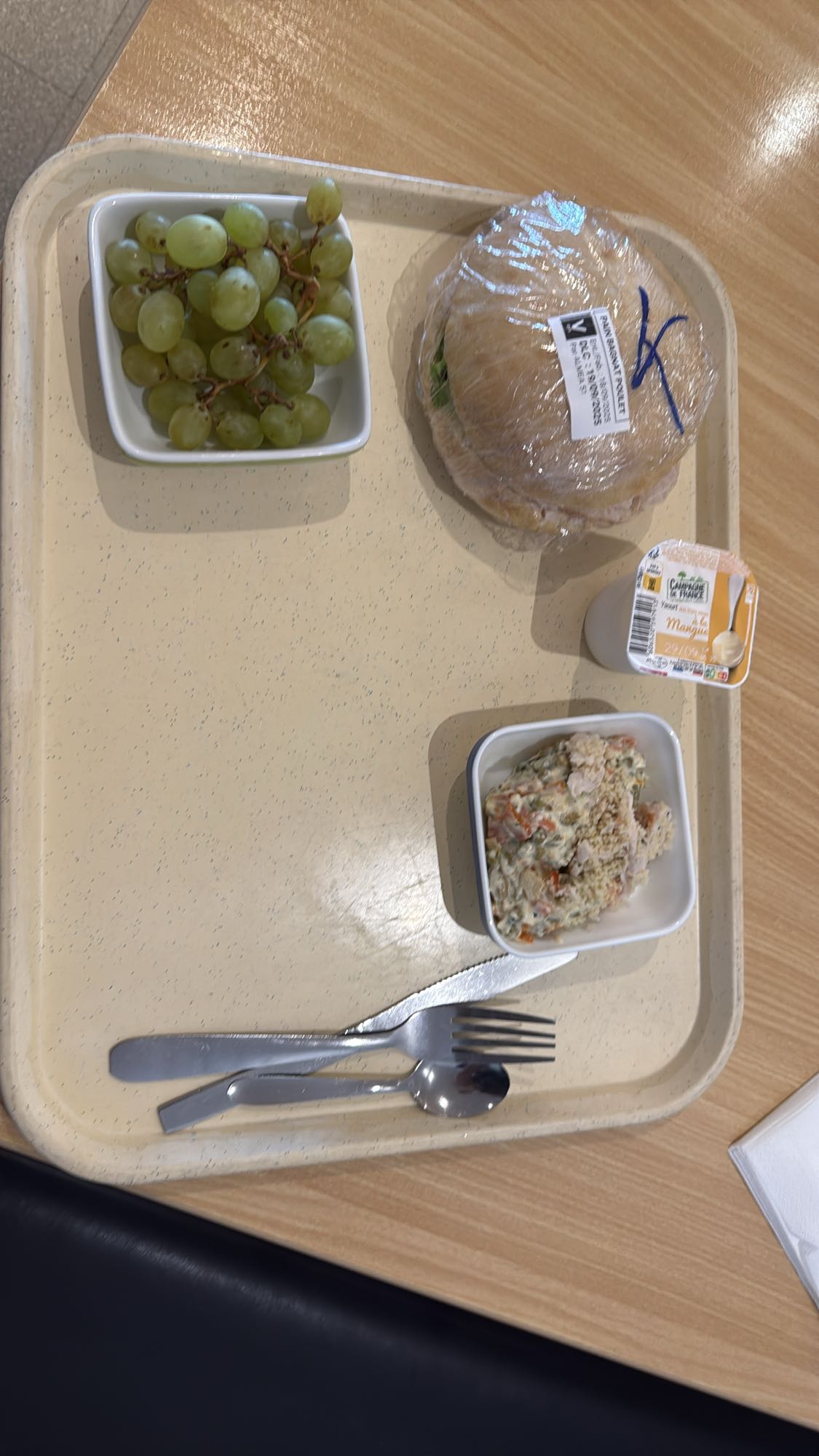 Déjeuner sandwich raisin