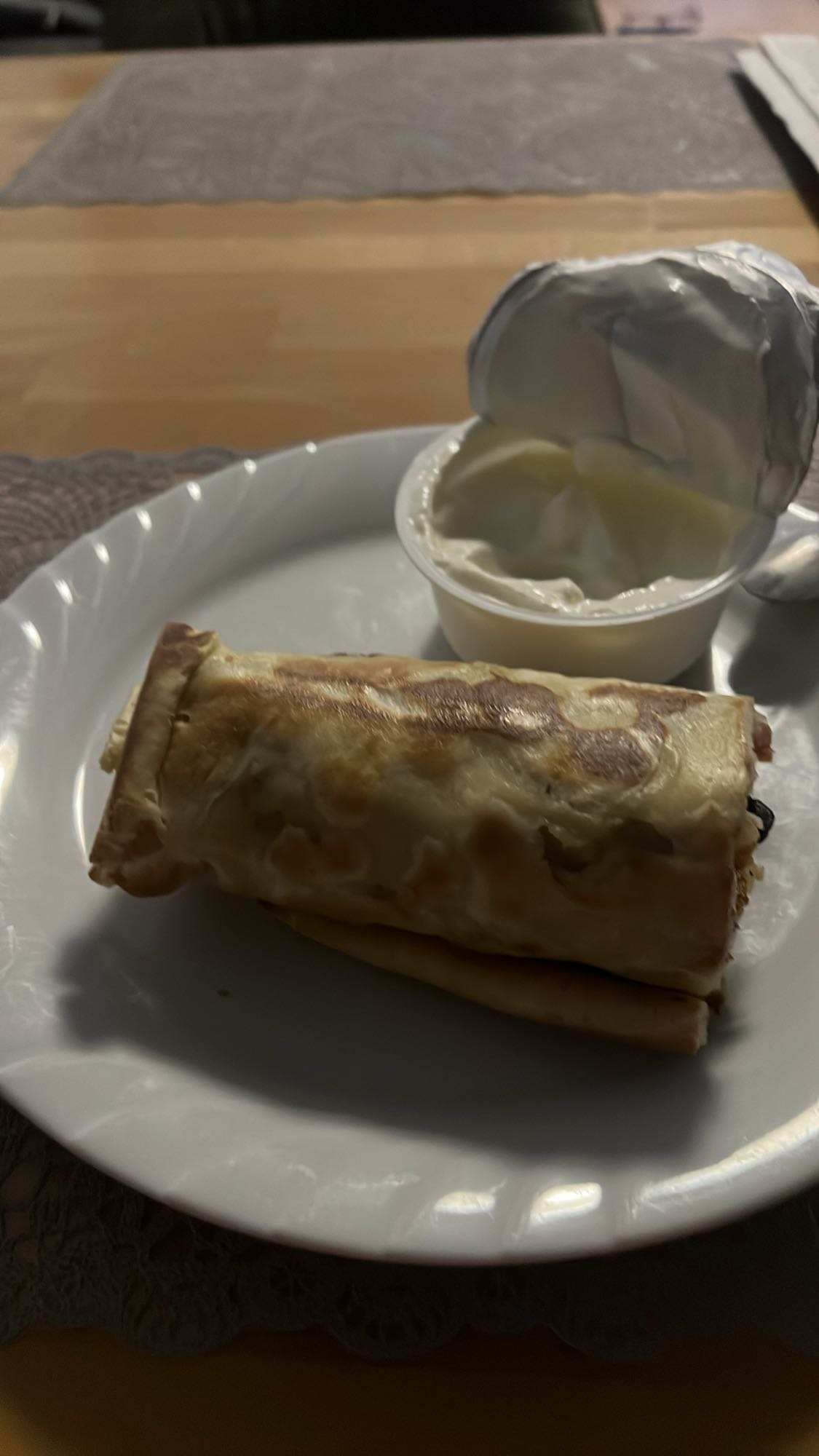 Pfannkuchen mit Joghurt