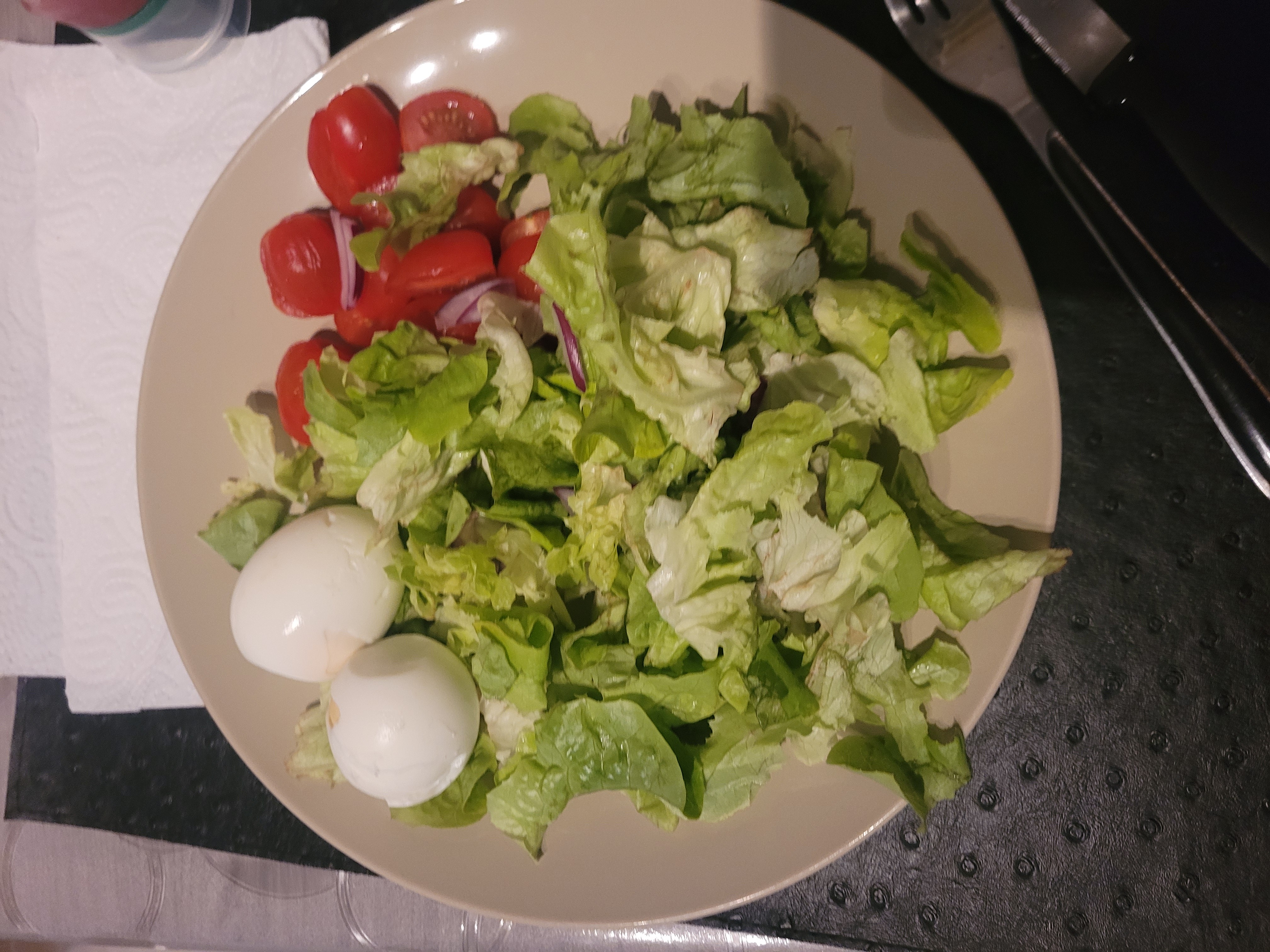 Salade aux œufs durs