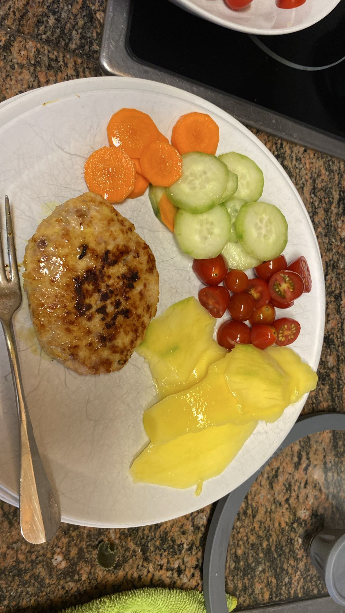 hamburguesa con frutas