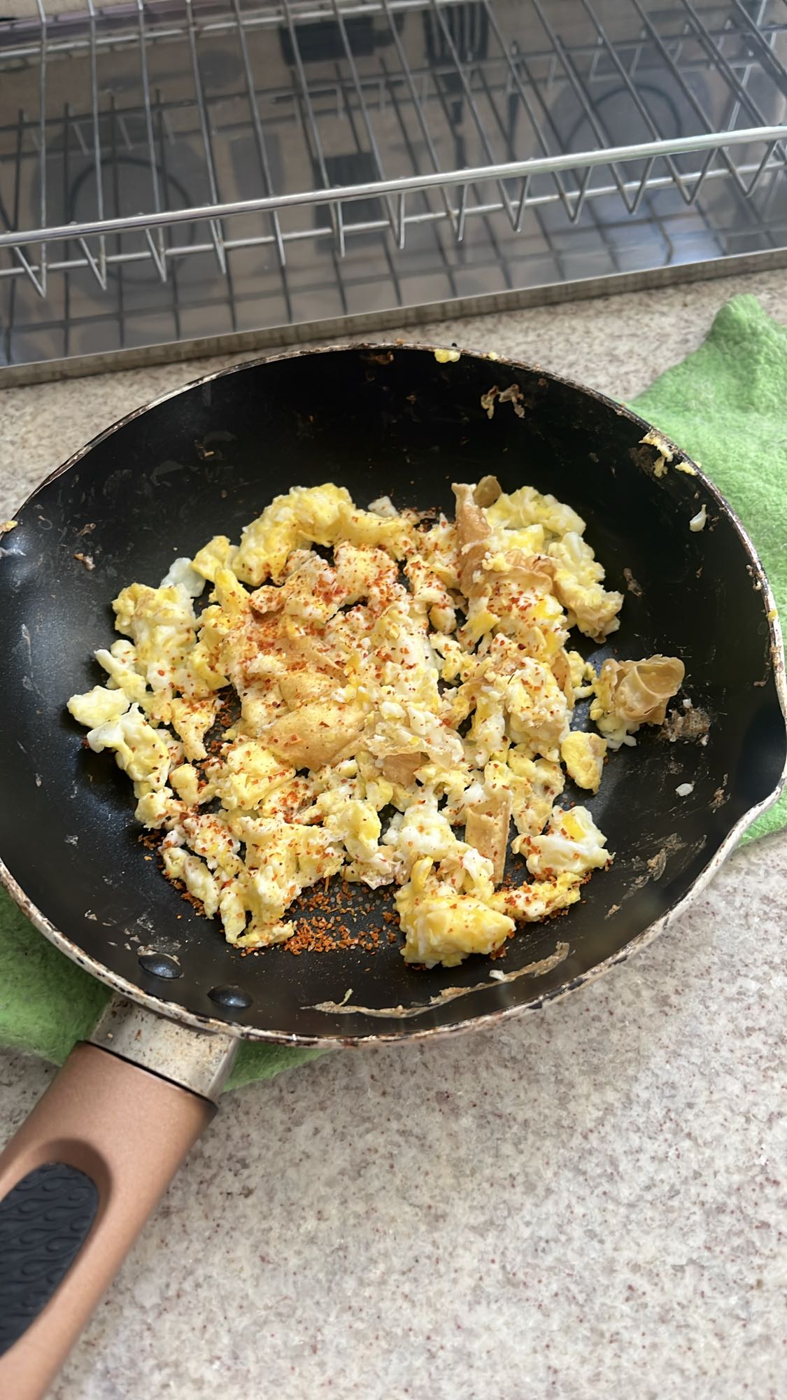 Huevos revueltos picantes