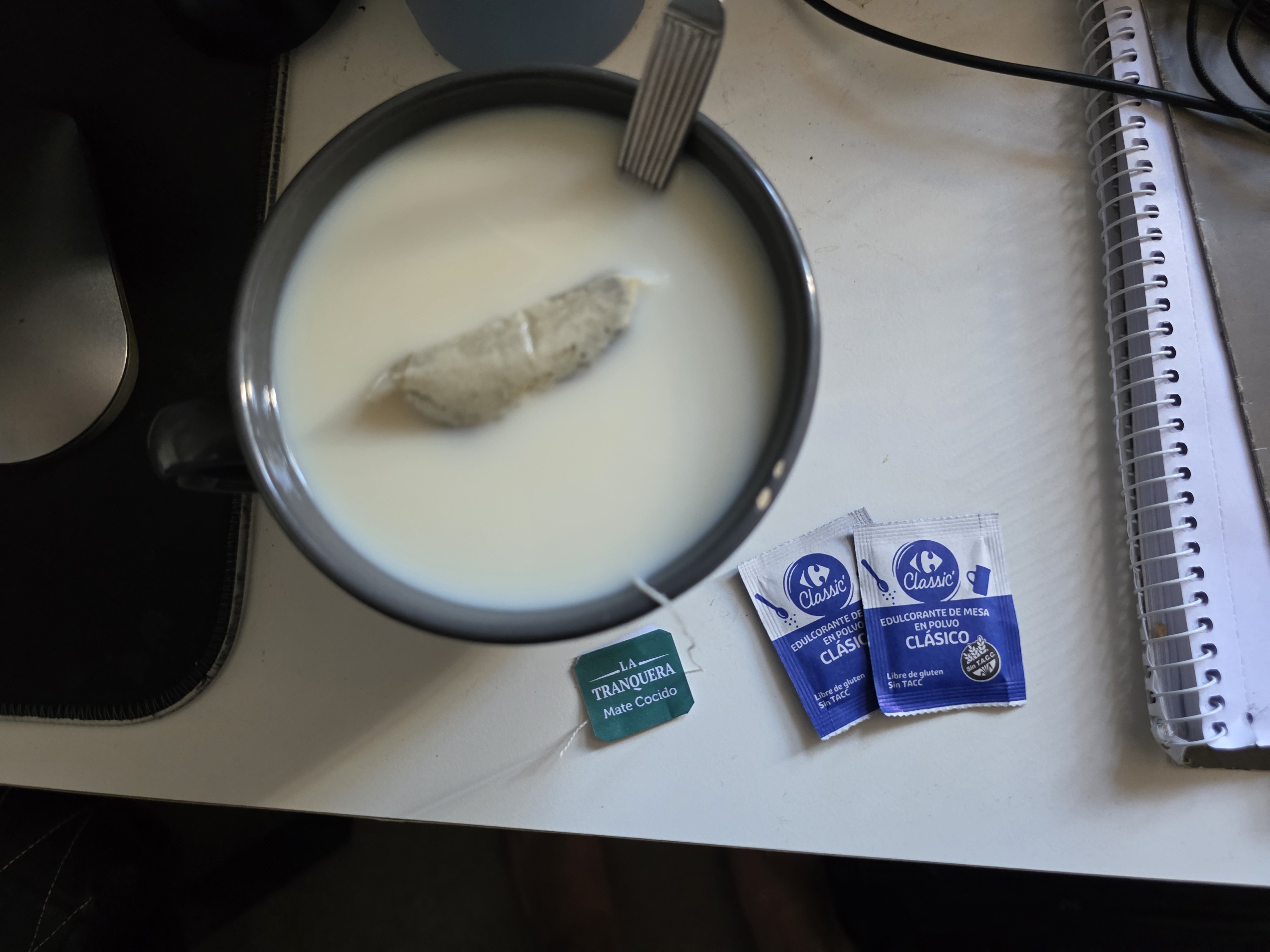 Té de leche con edulcorante