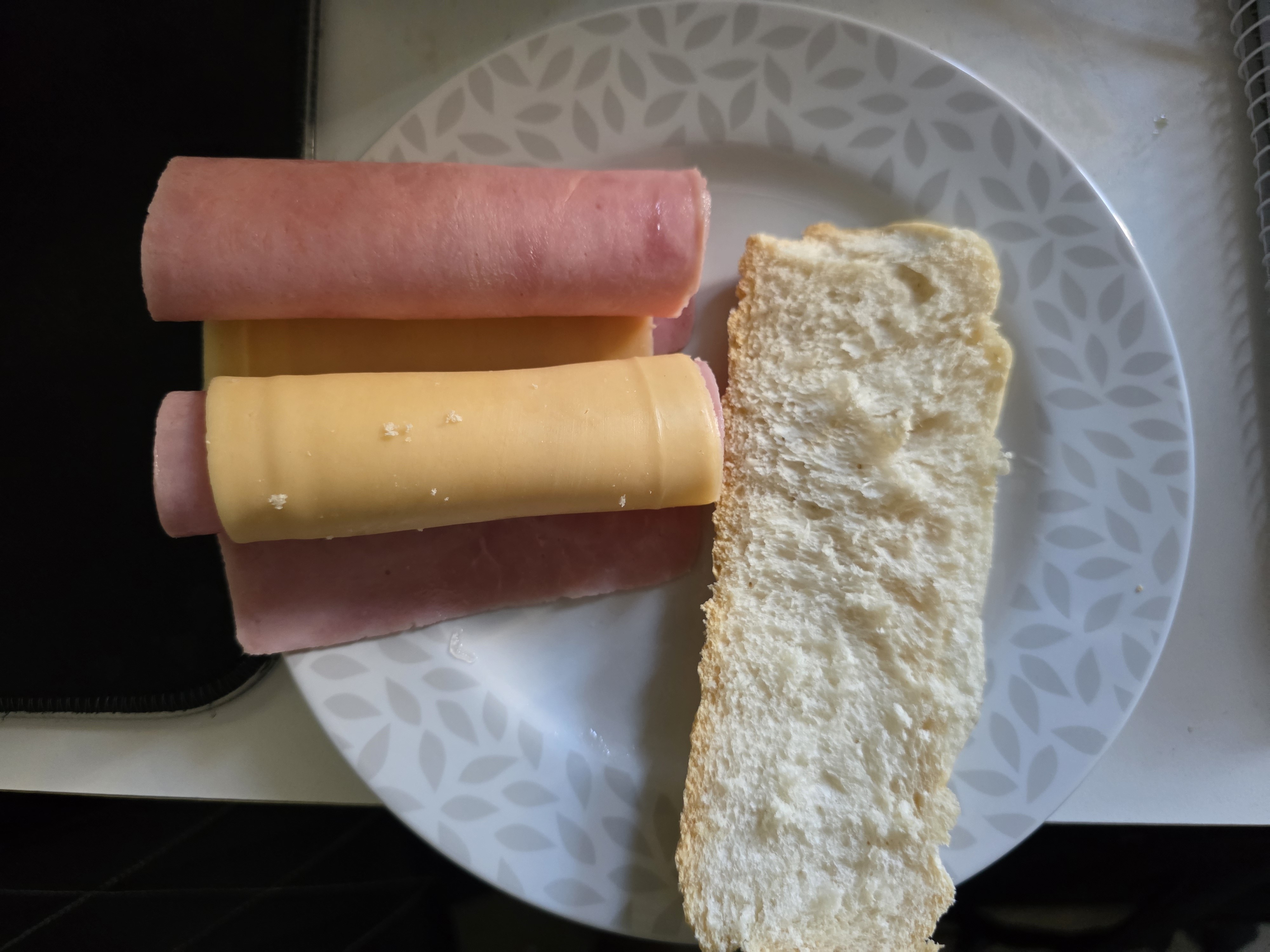 Sándwich de jamón y queso