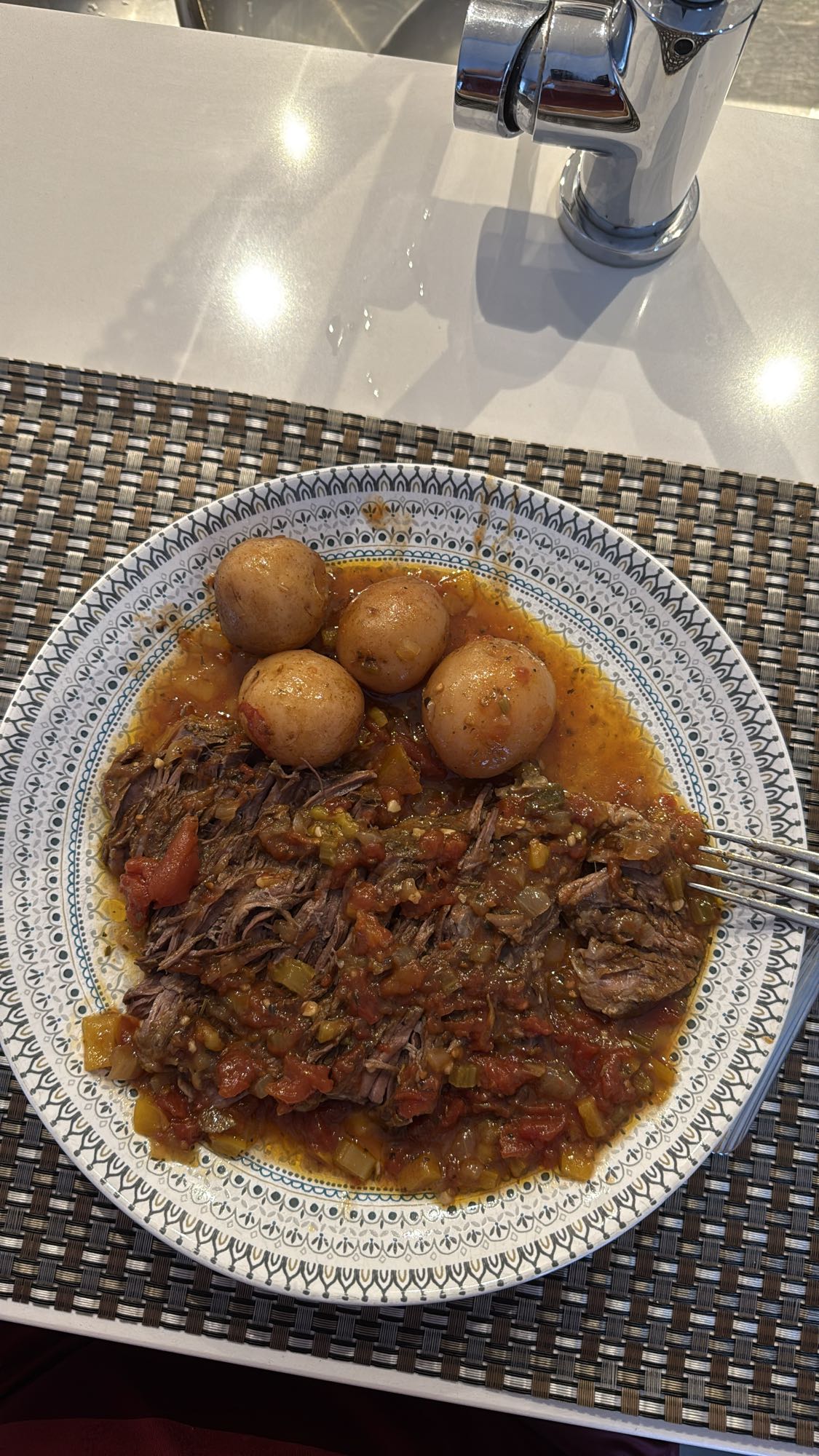 Boeuf braisé et pommes