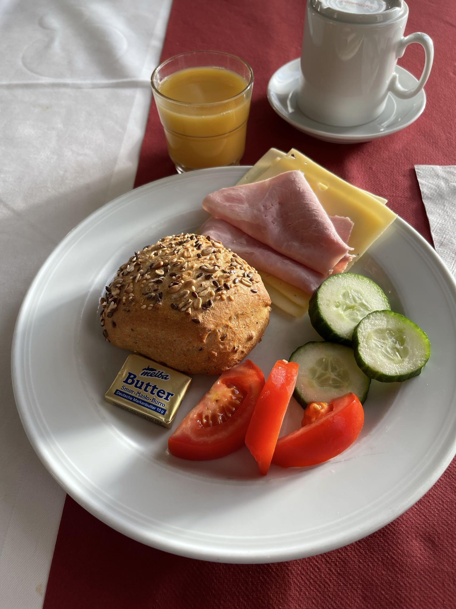 Frühstücksteller klassisch