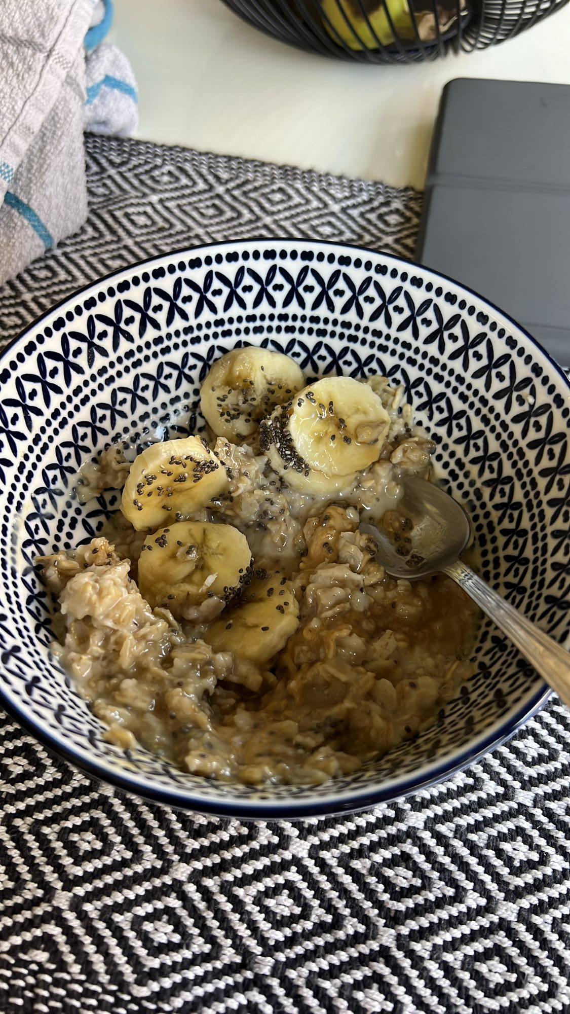 Banana Oatmeal Bowl