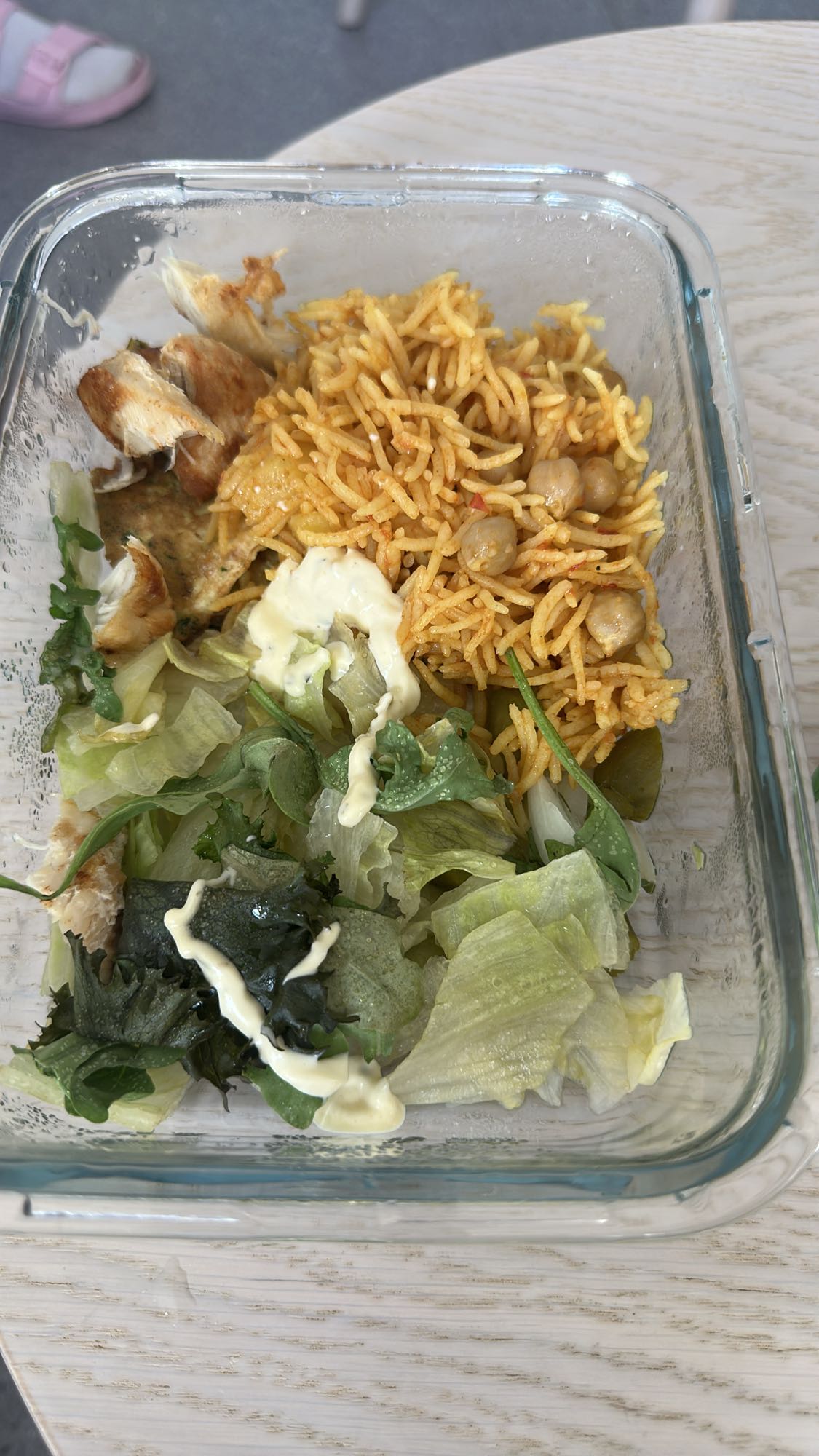 Kycklingris med sallad