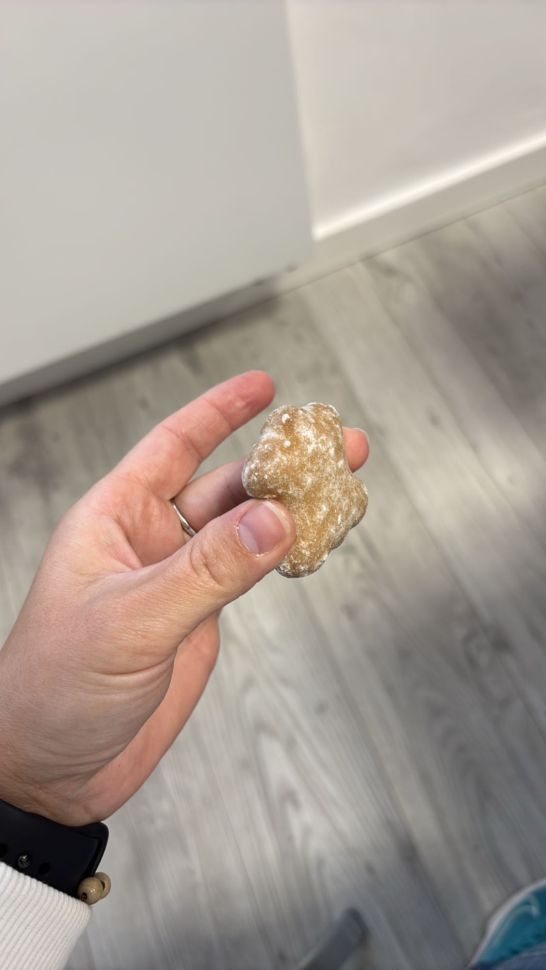 piernik w polewie cukrowej
