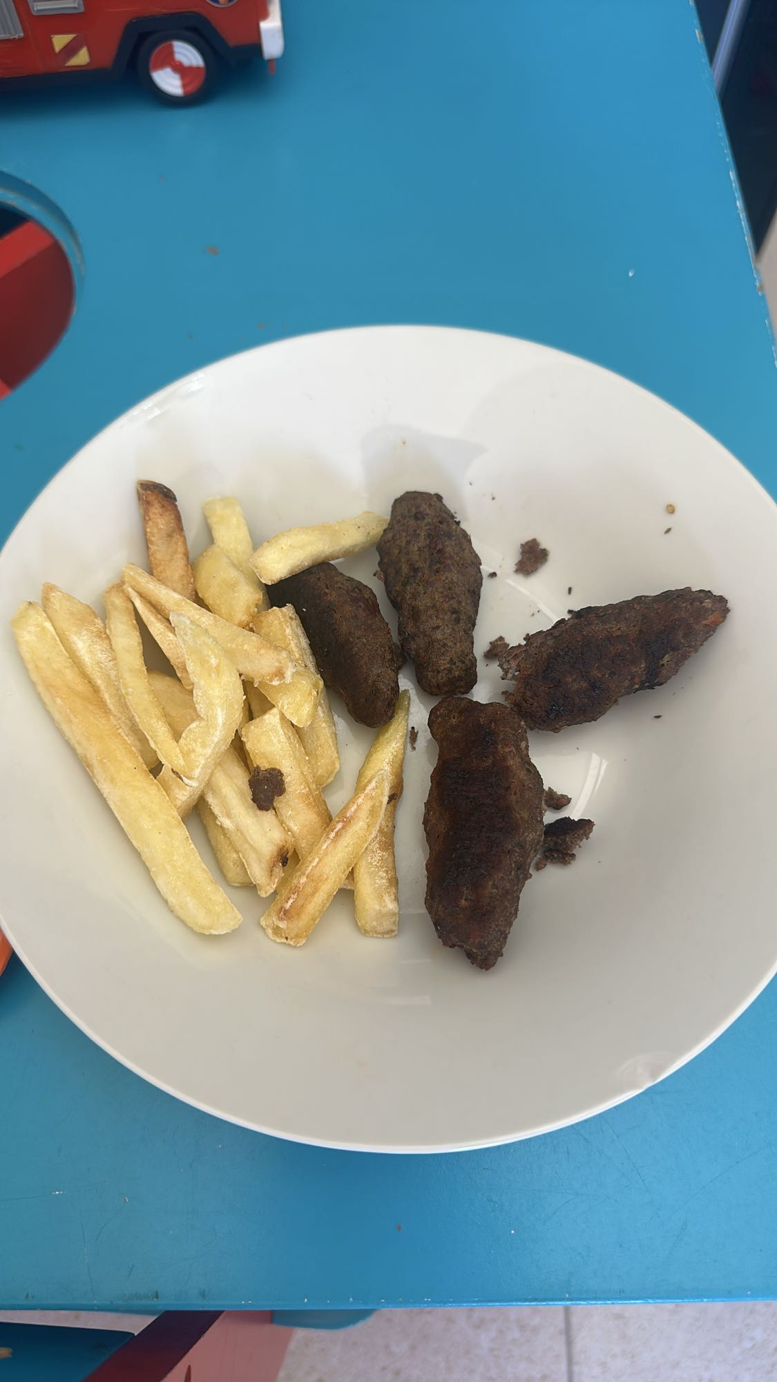 Kofta and fries plate