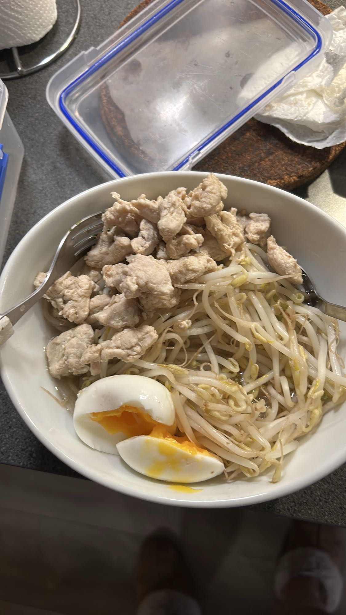 Kylling med bønnespirer