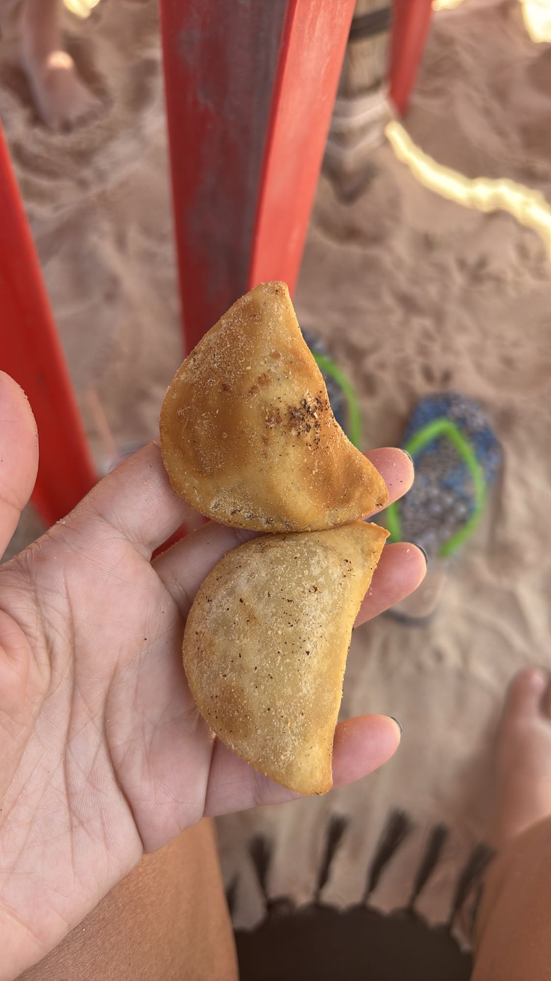 Pastelzinho frito de praia