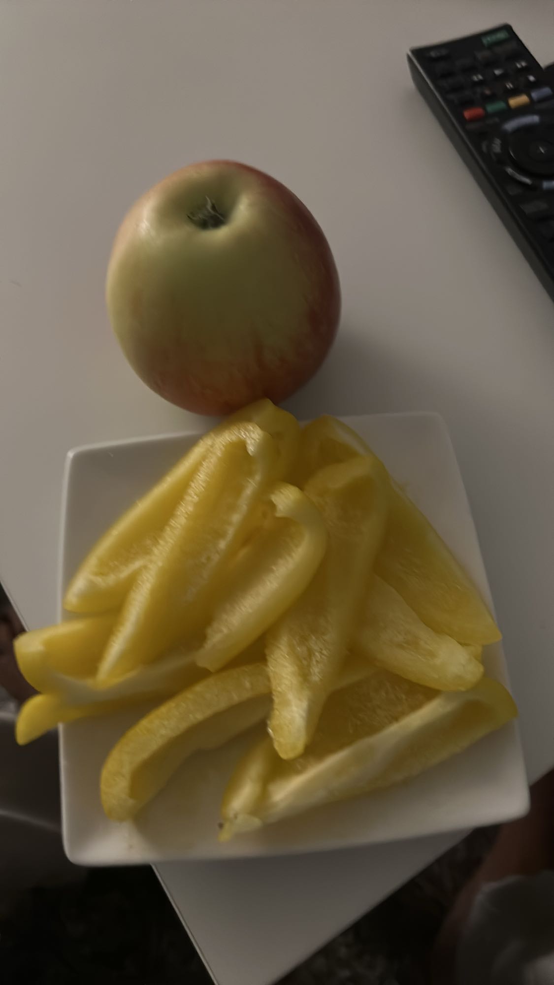Apfel und gelbe Paprika