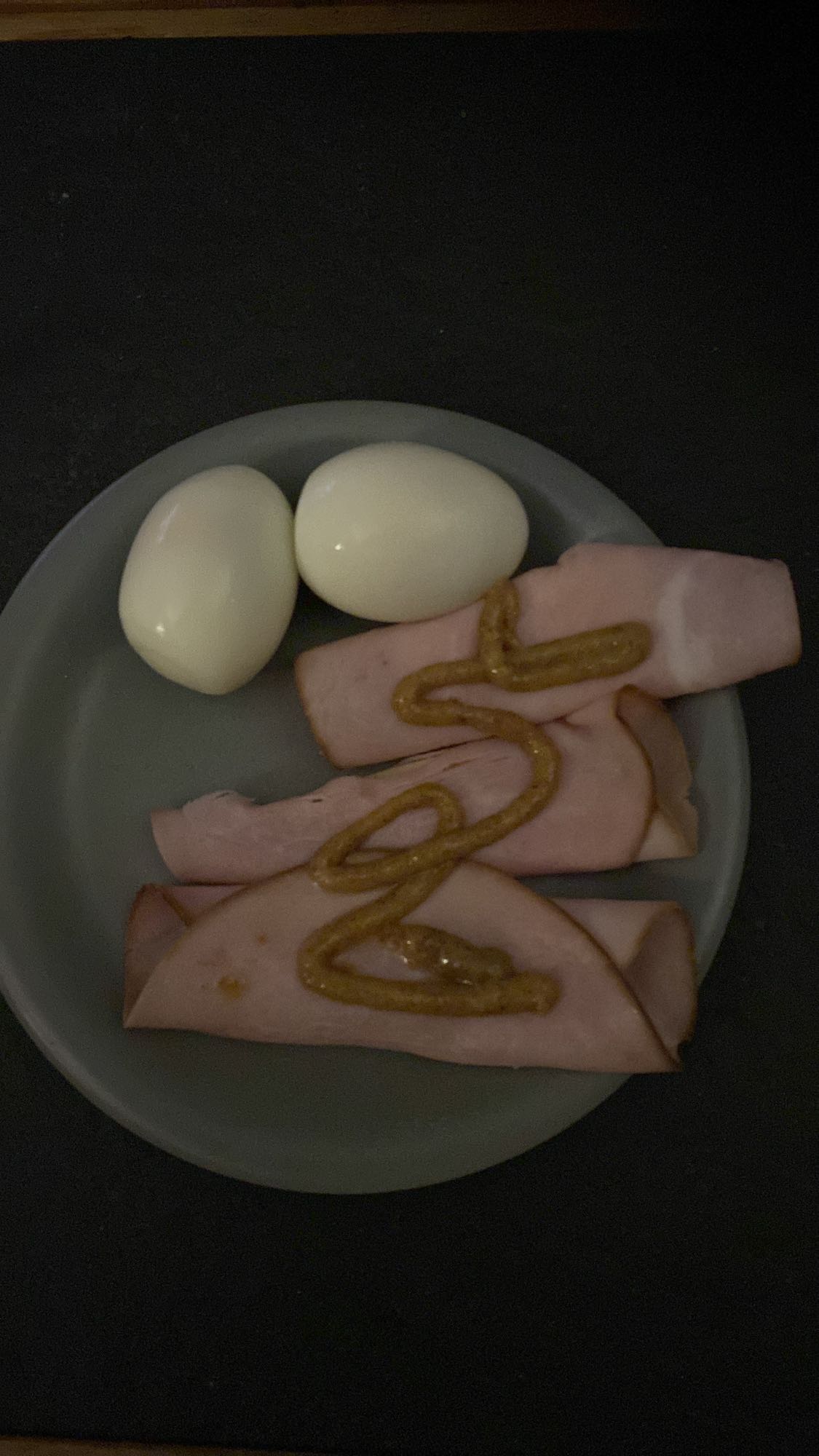 Ägg och skinka tallrik