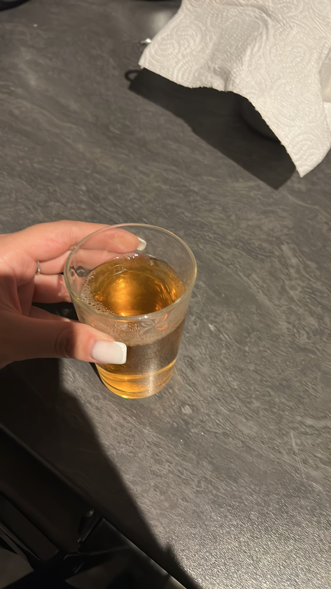 verre de jus de pomme