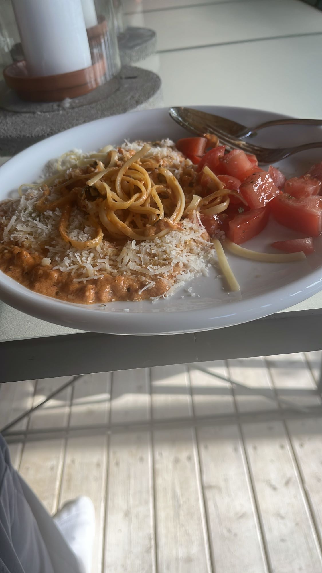 Pasta med tomatsås
