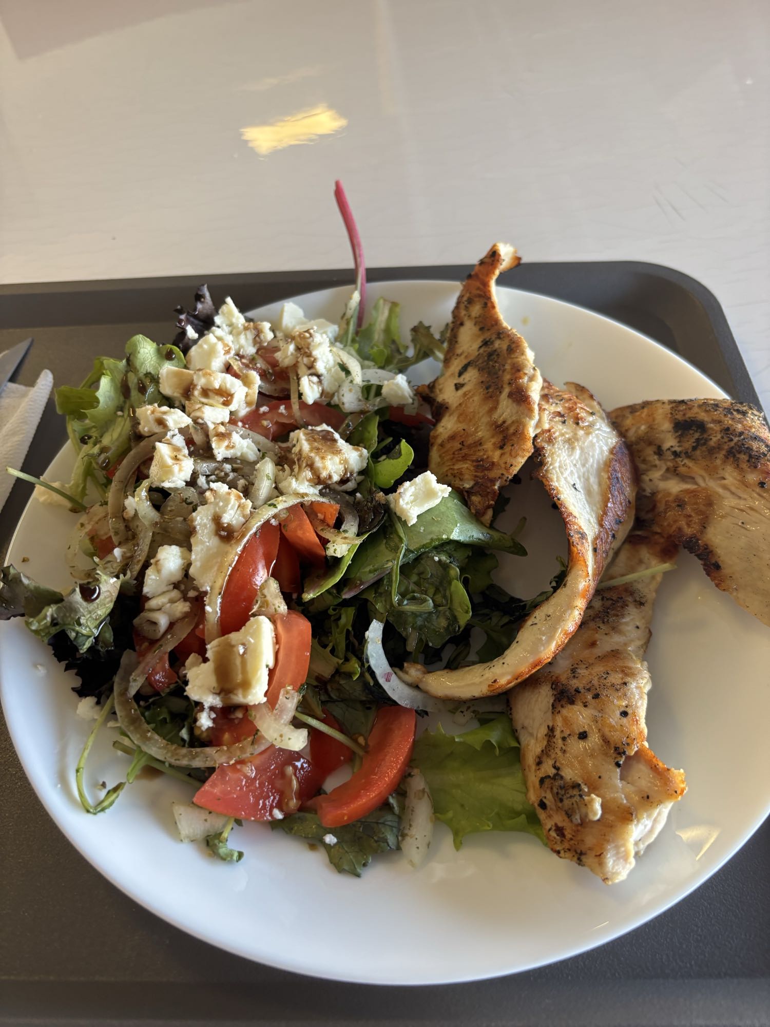 Salade poulet grillé