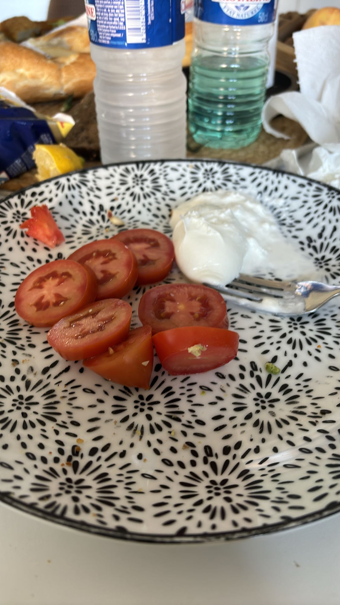 Tomates et yaourt nature
