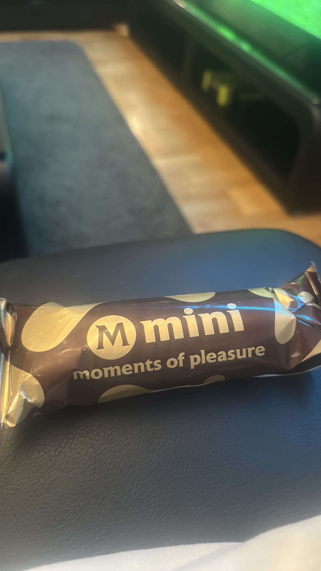 Magnum mini glass