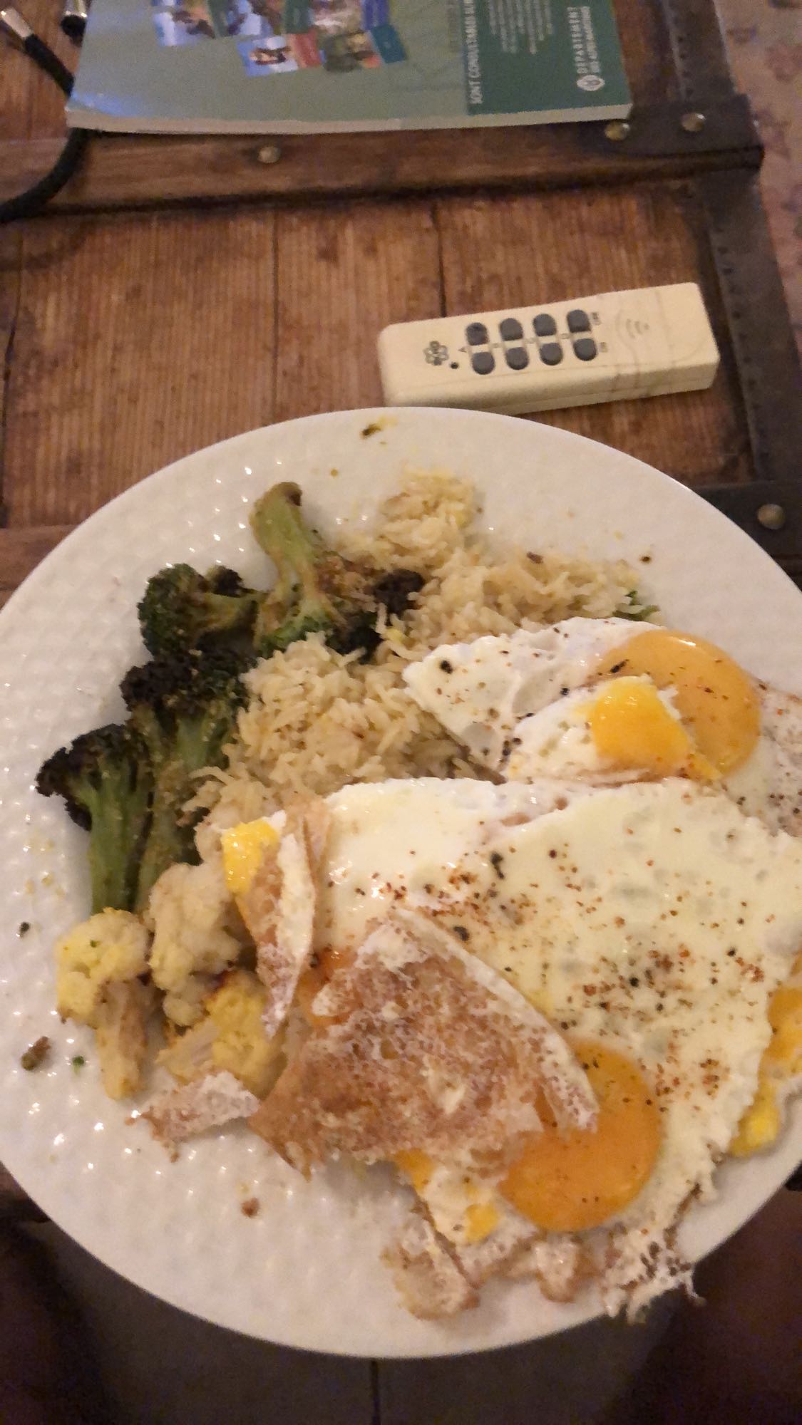 Riz, œufs et légumes