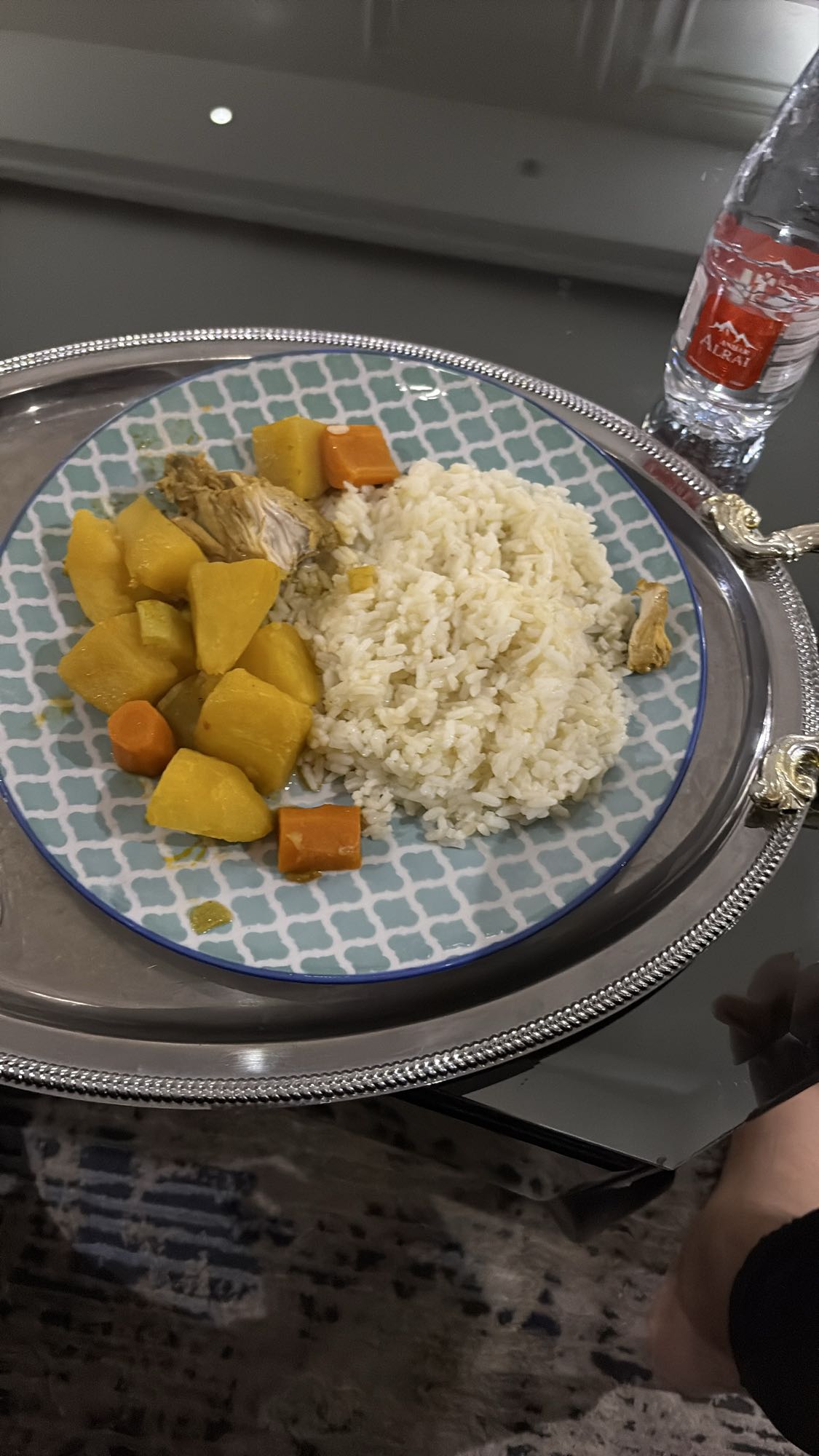 دجاج مع أرز وخضار