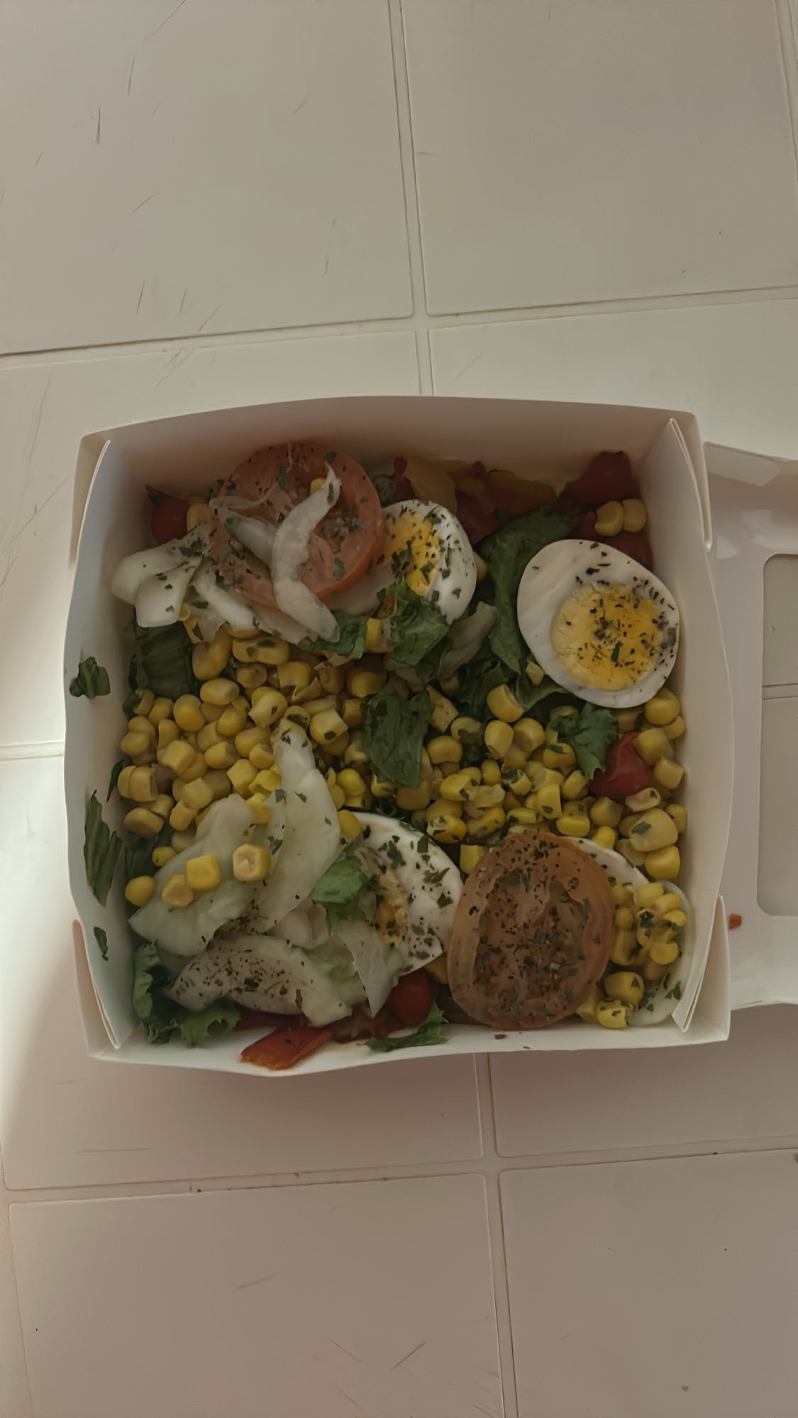 Salade œuf et maïs