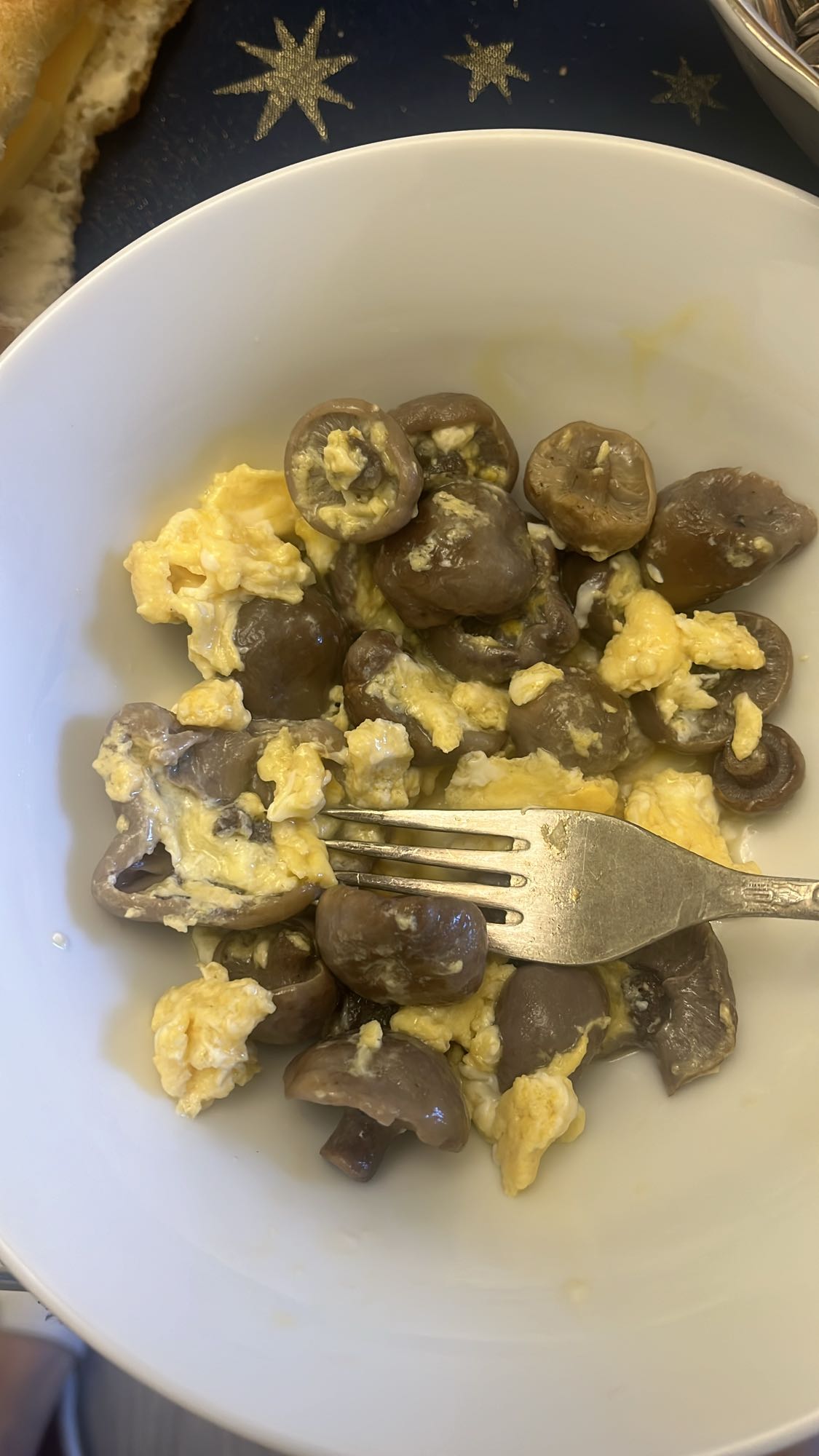 яичница с грибами