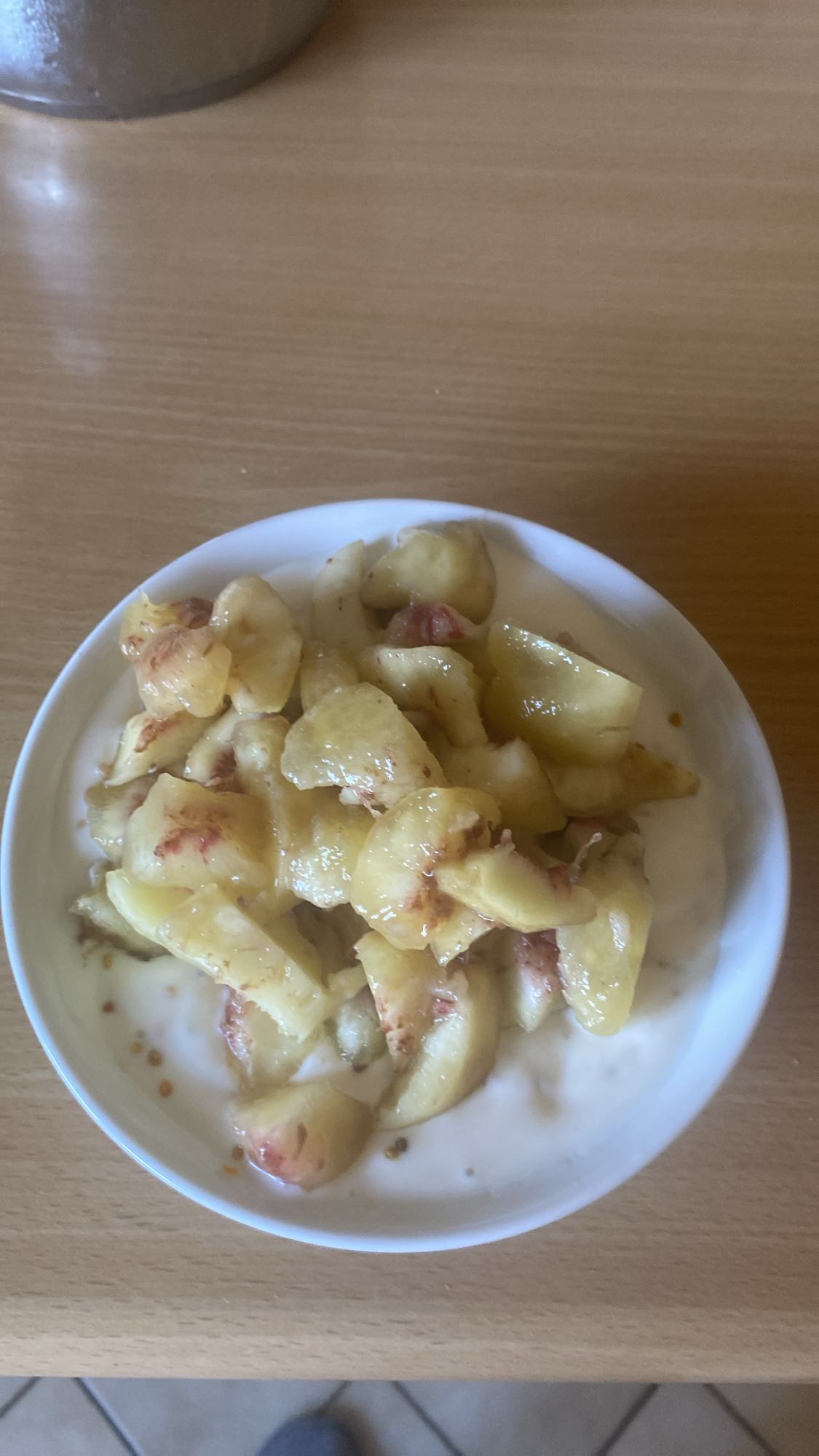 Jogurt z brzoskwinią