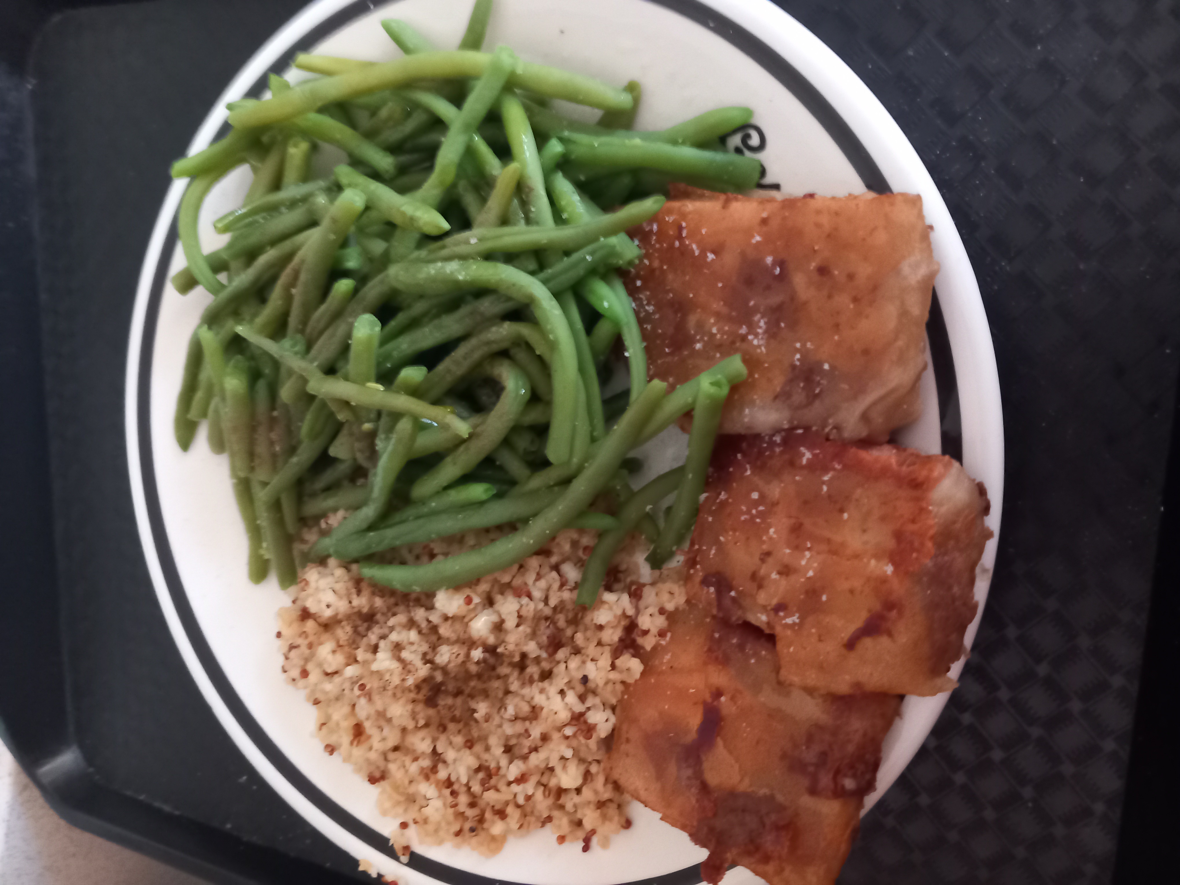 Poisson, haricots verts, quinoa