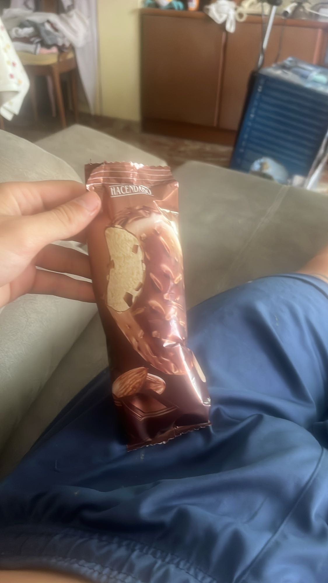 helado almendras chocolate