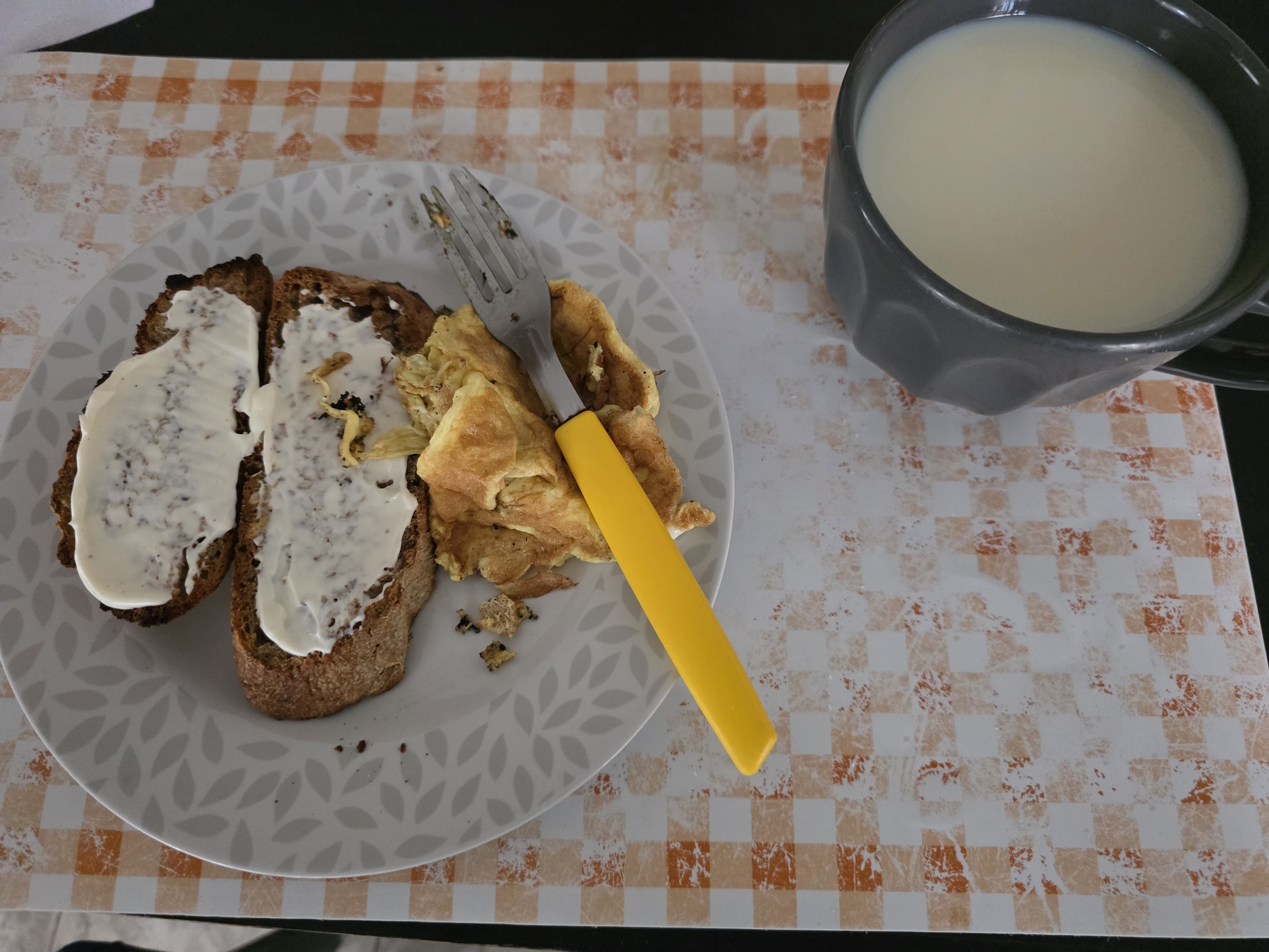 Tostadas con huevo y leche
