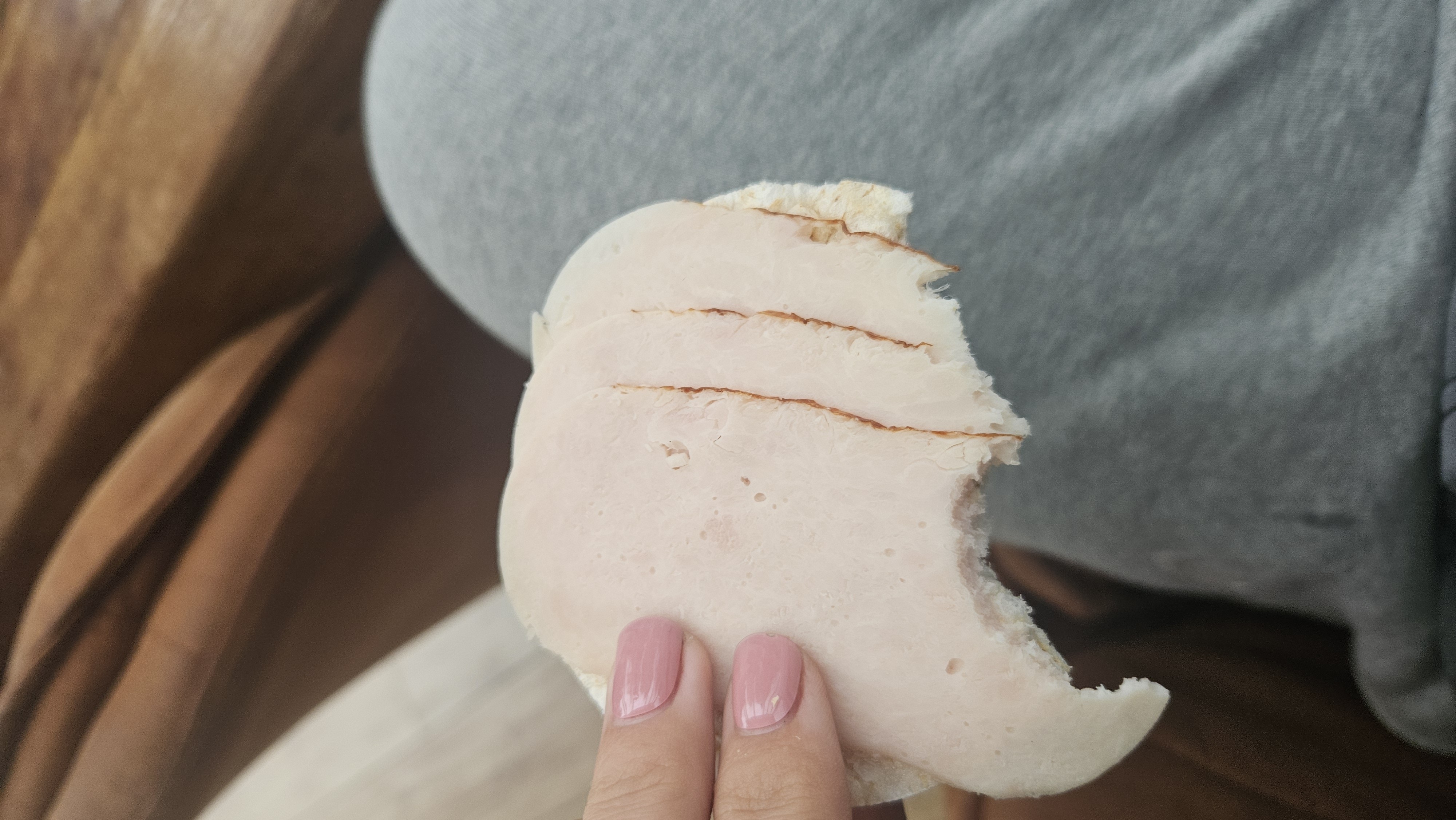 Reiswaffel mit Hähnchenbrustaufschnitt