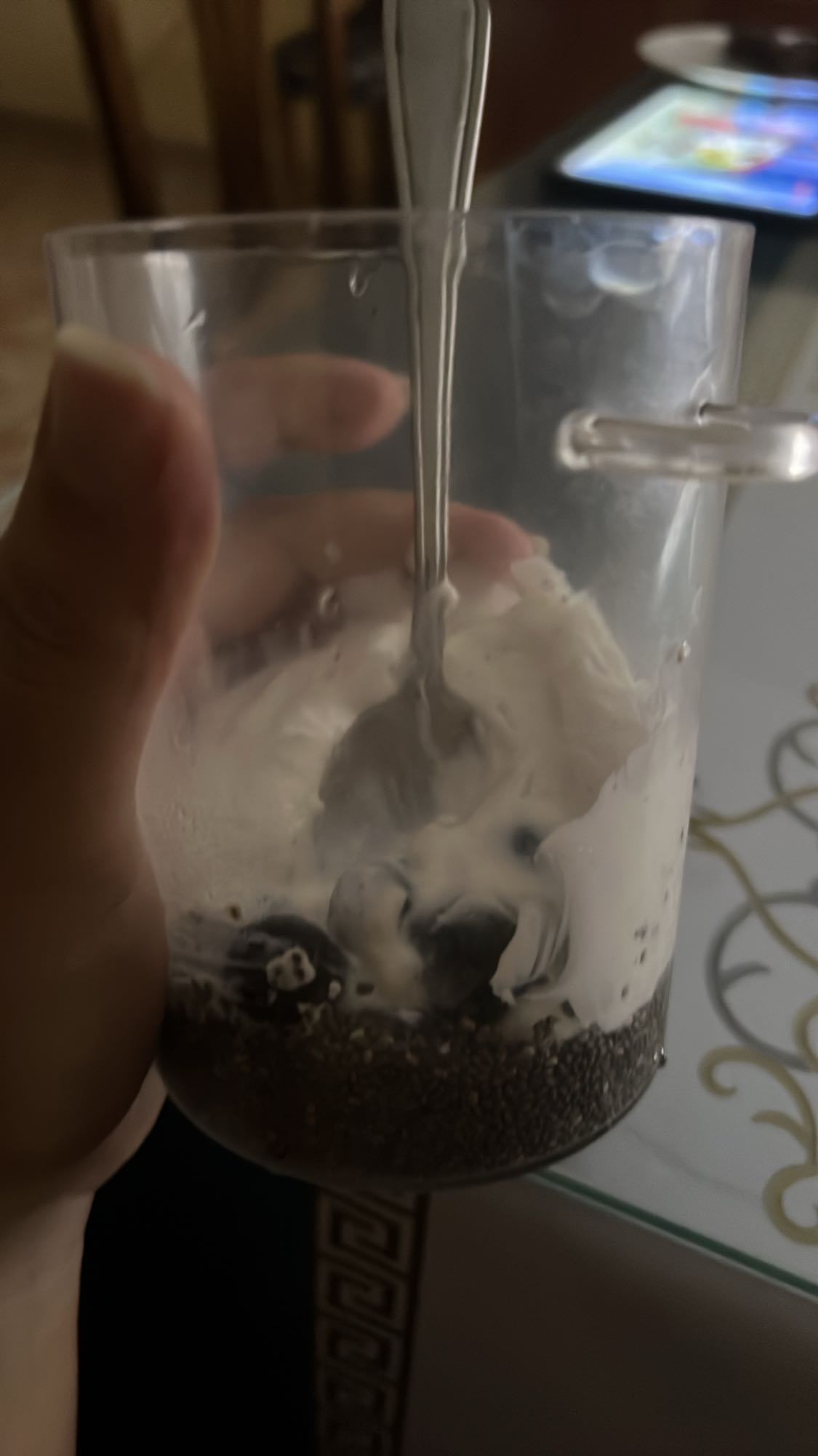 vaso de yogur con chía