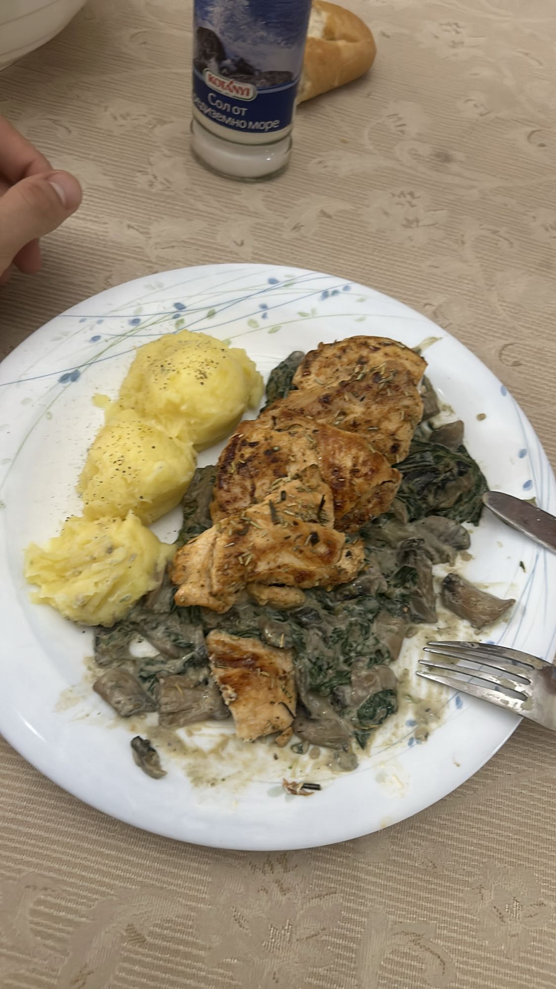 Chicken with mash & greens