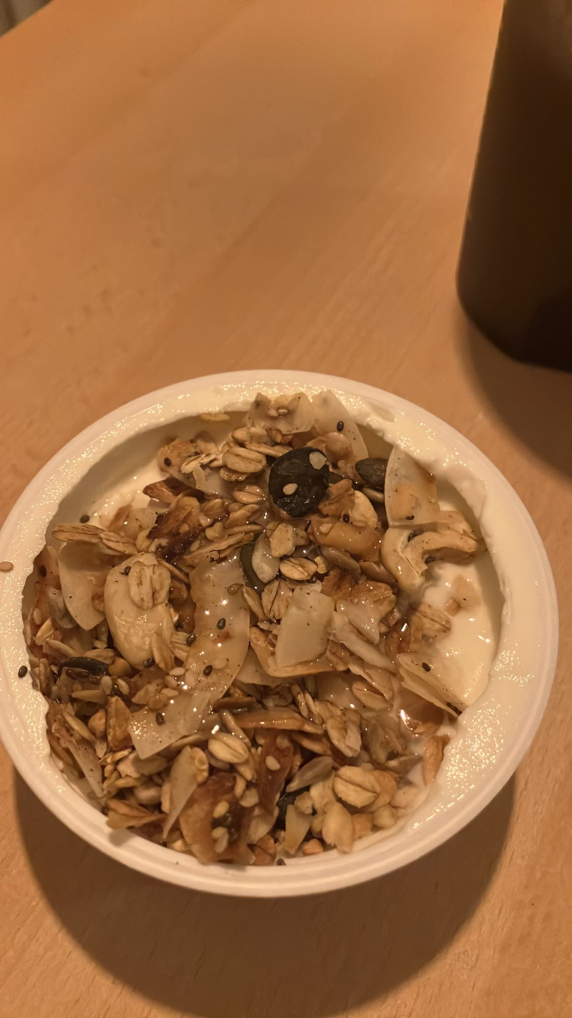 Iogurte com granola