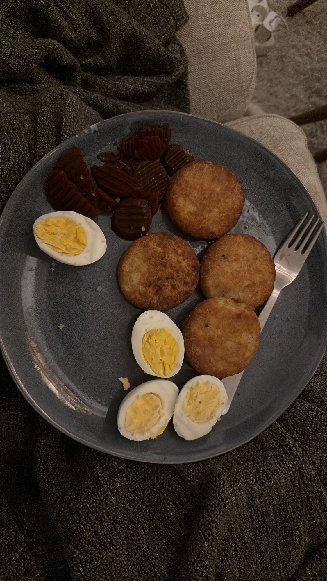 Ägg och potatiskakor